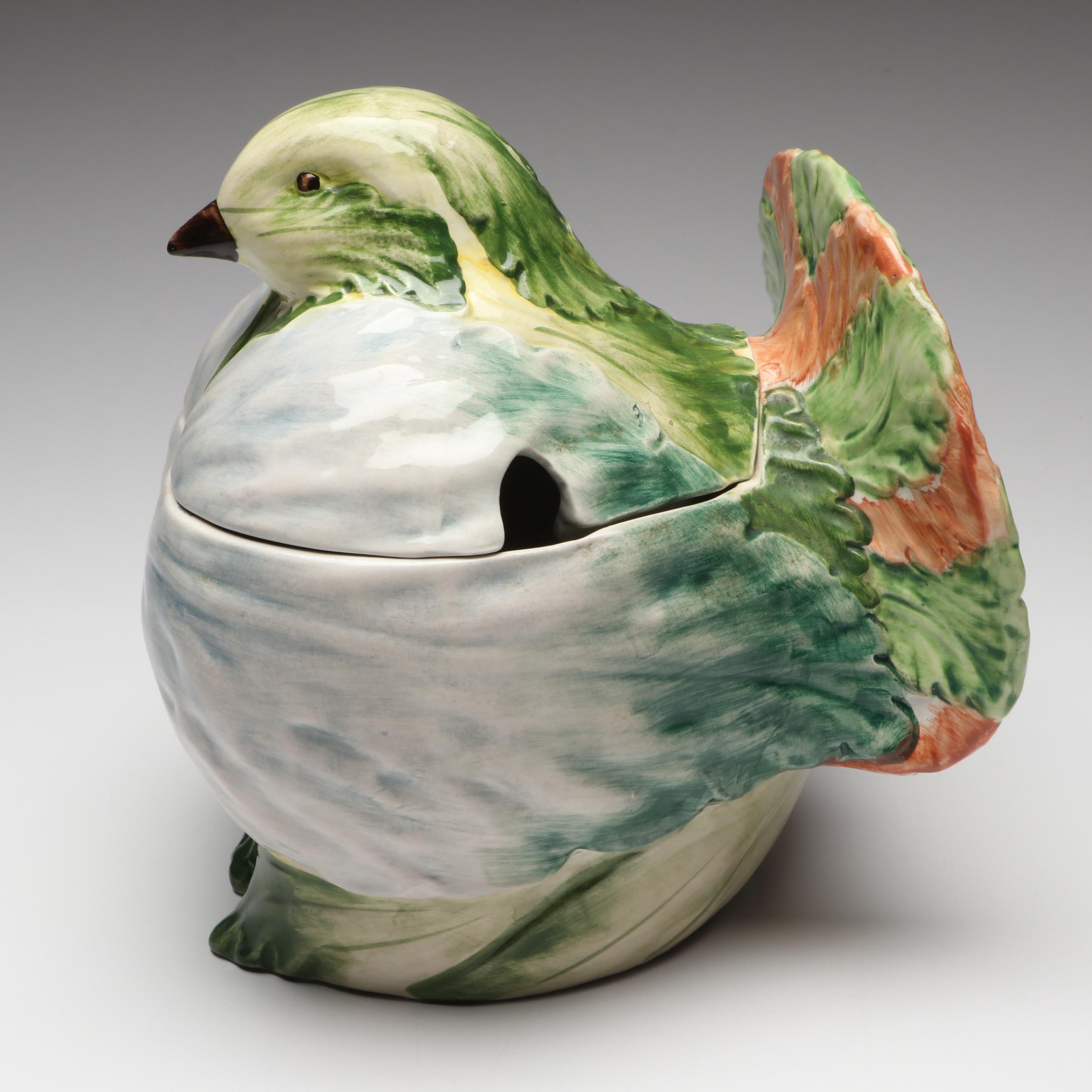 Vietri Italian Majolica Bird Tureen with Erzgebirge Napkin Rings and Other Décor