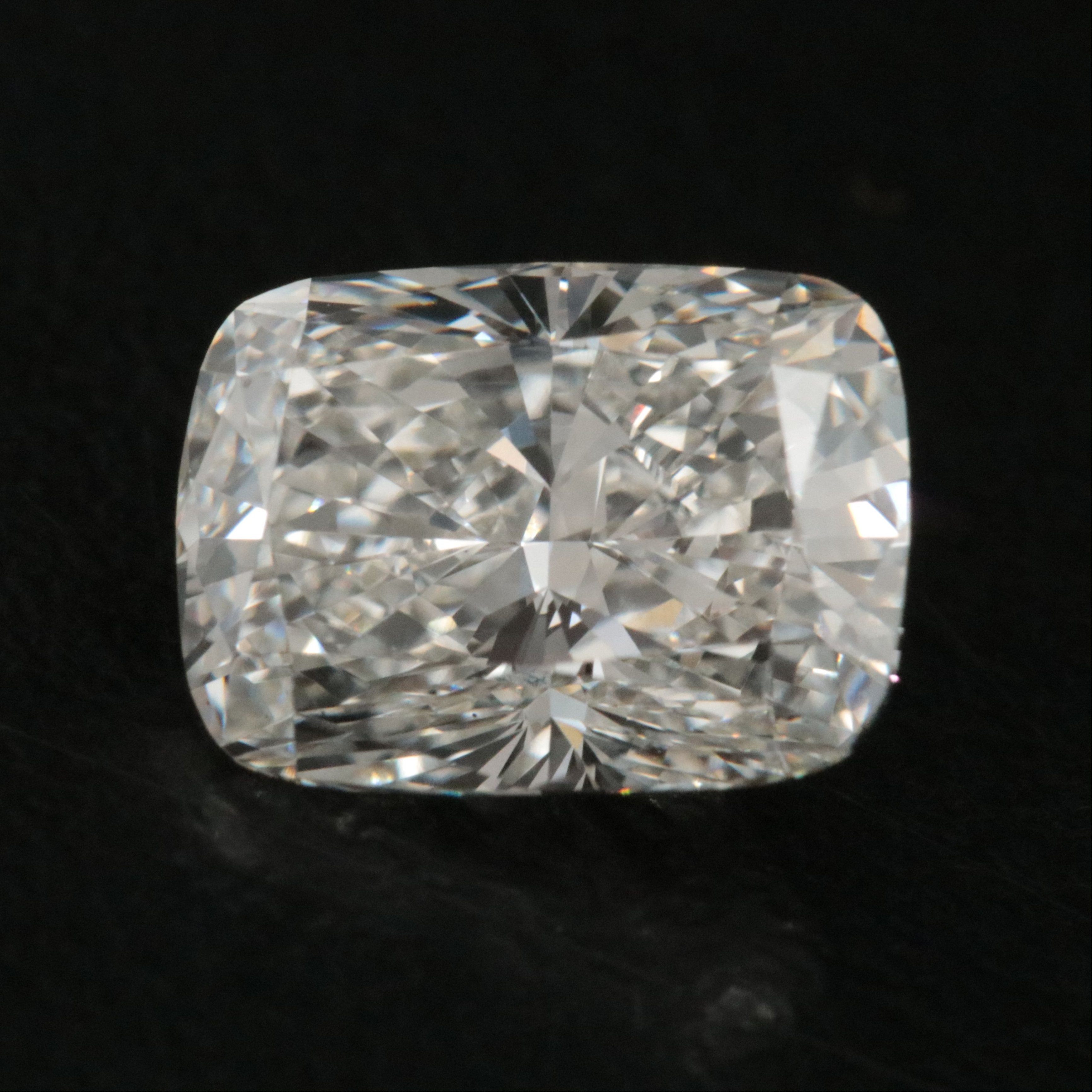 Loose 1.90 CT Lab Grown Diamond with IGI Report