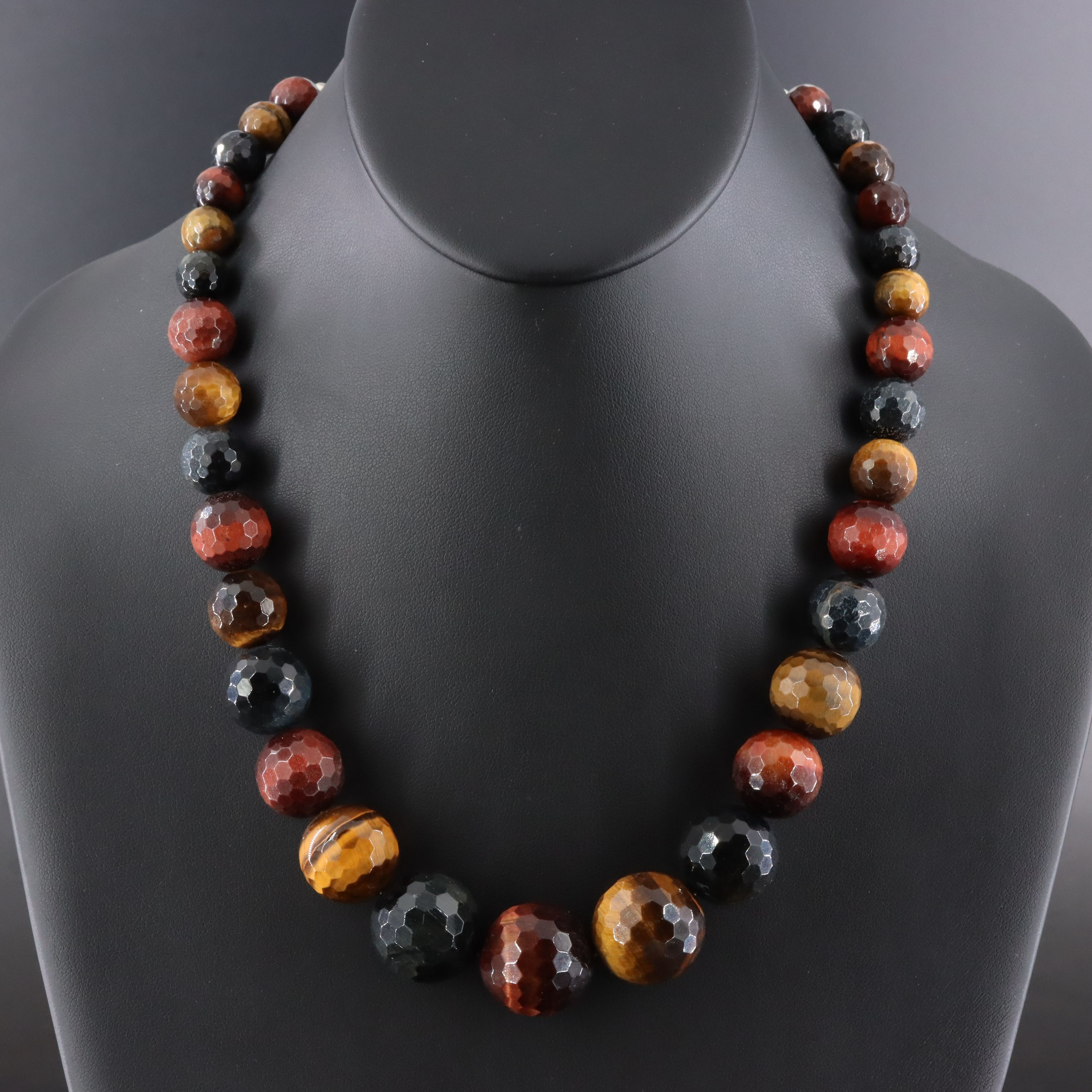 Graduated Tiger's Eye Necklace with Sterling Clasp