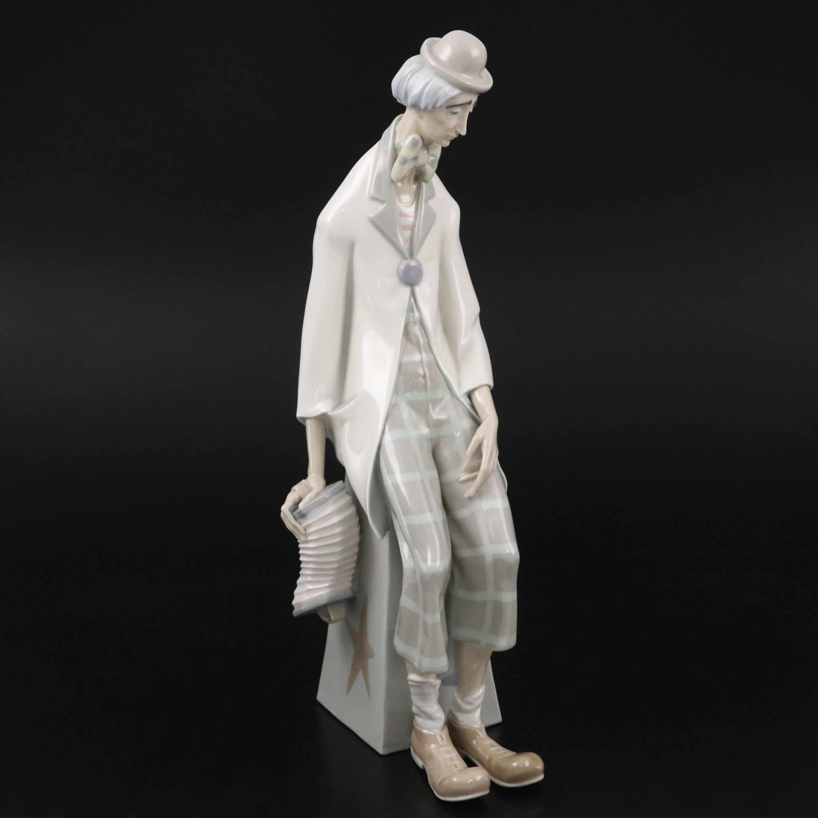 Lladró "Clown With Concertina" Porcelain Figure