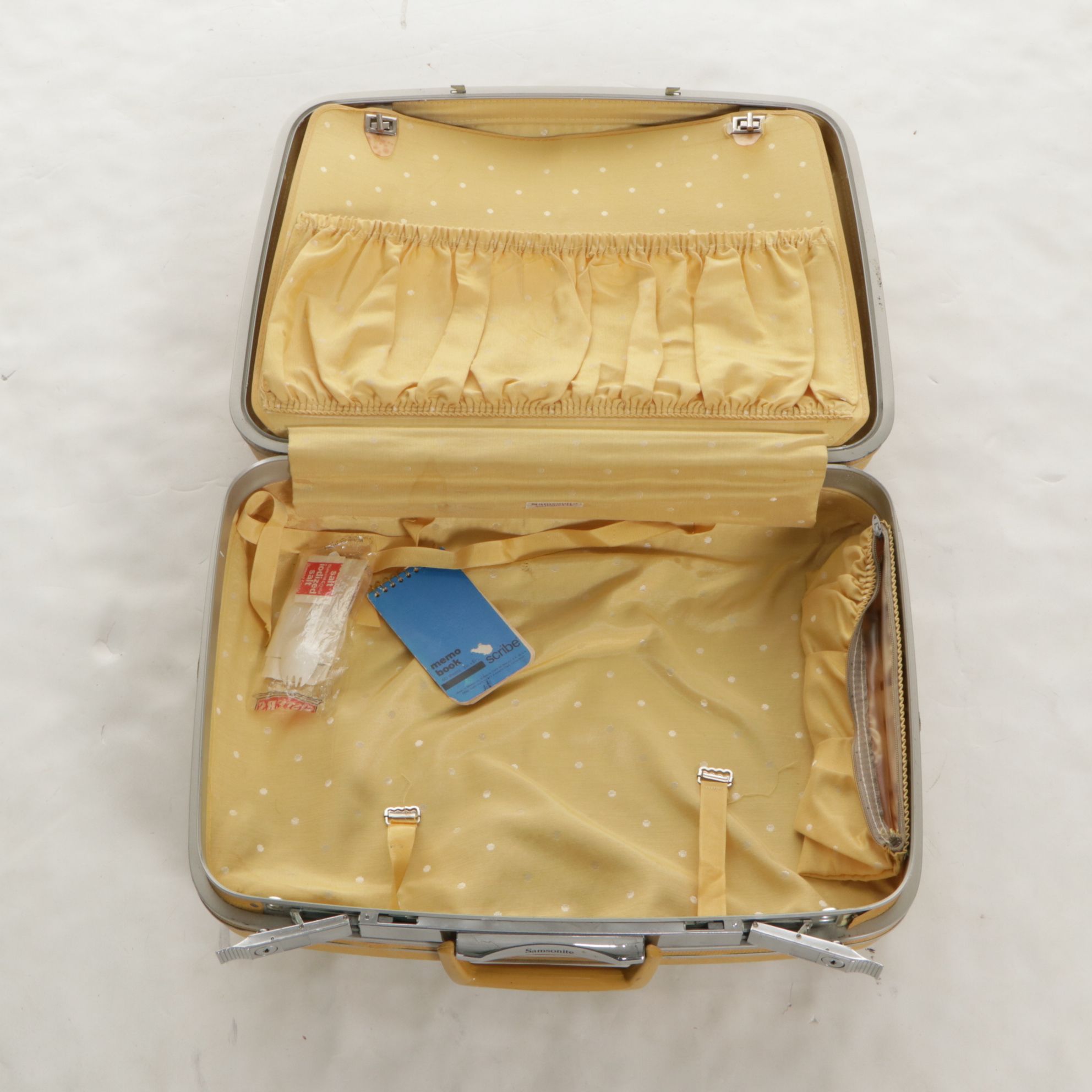 Yellow Leather Samsonite Suitcases and Carry-On Bag, Mid to Late 20th Century