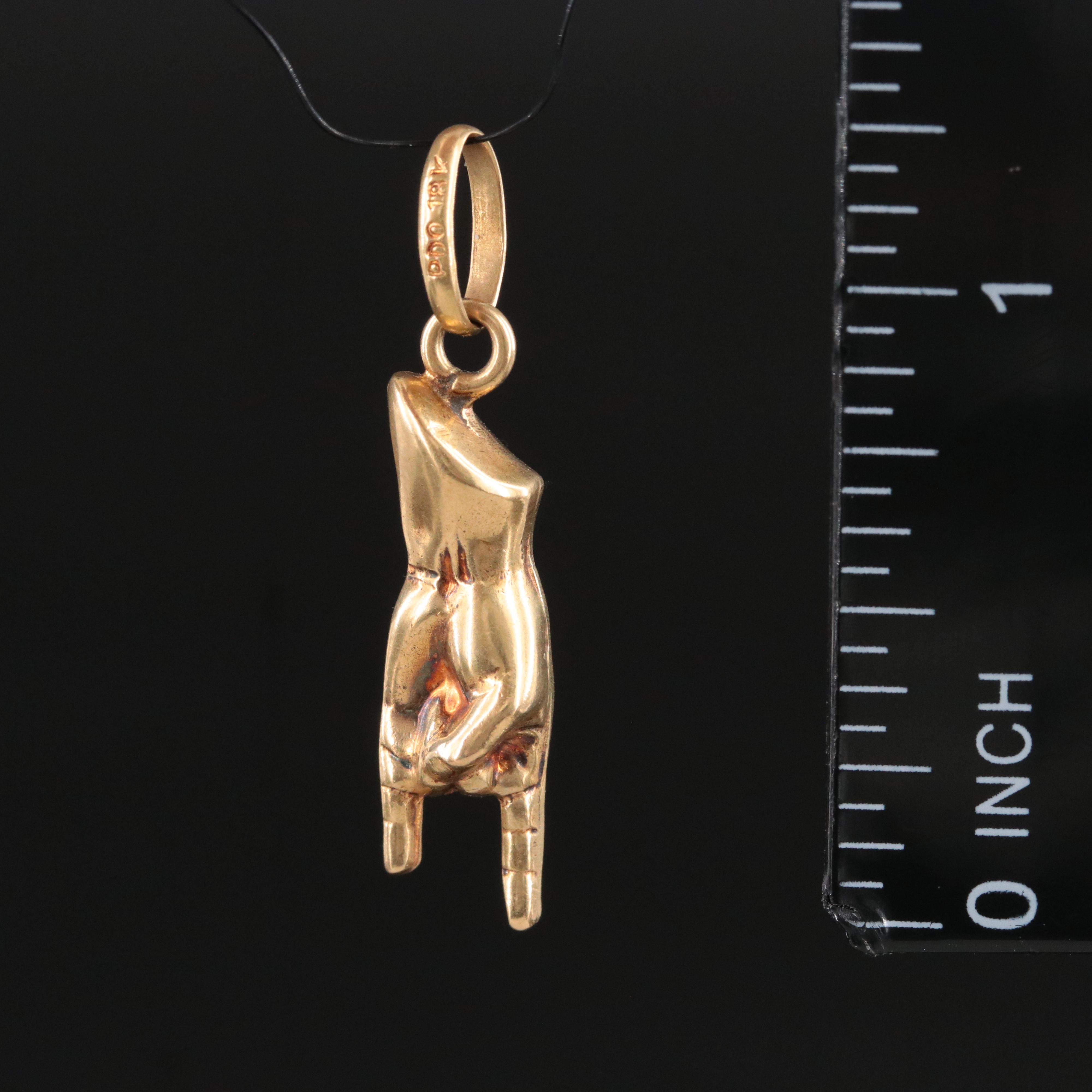 Italian 18K Le Corna "Sign of the Horns" Charm Pendant