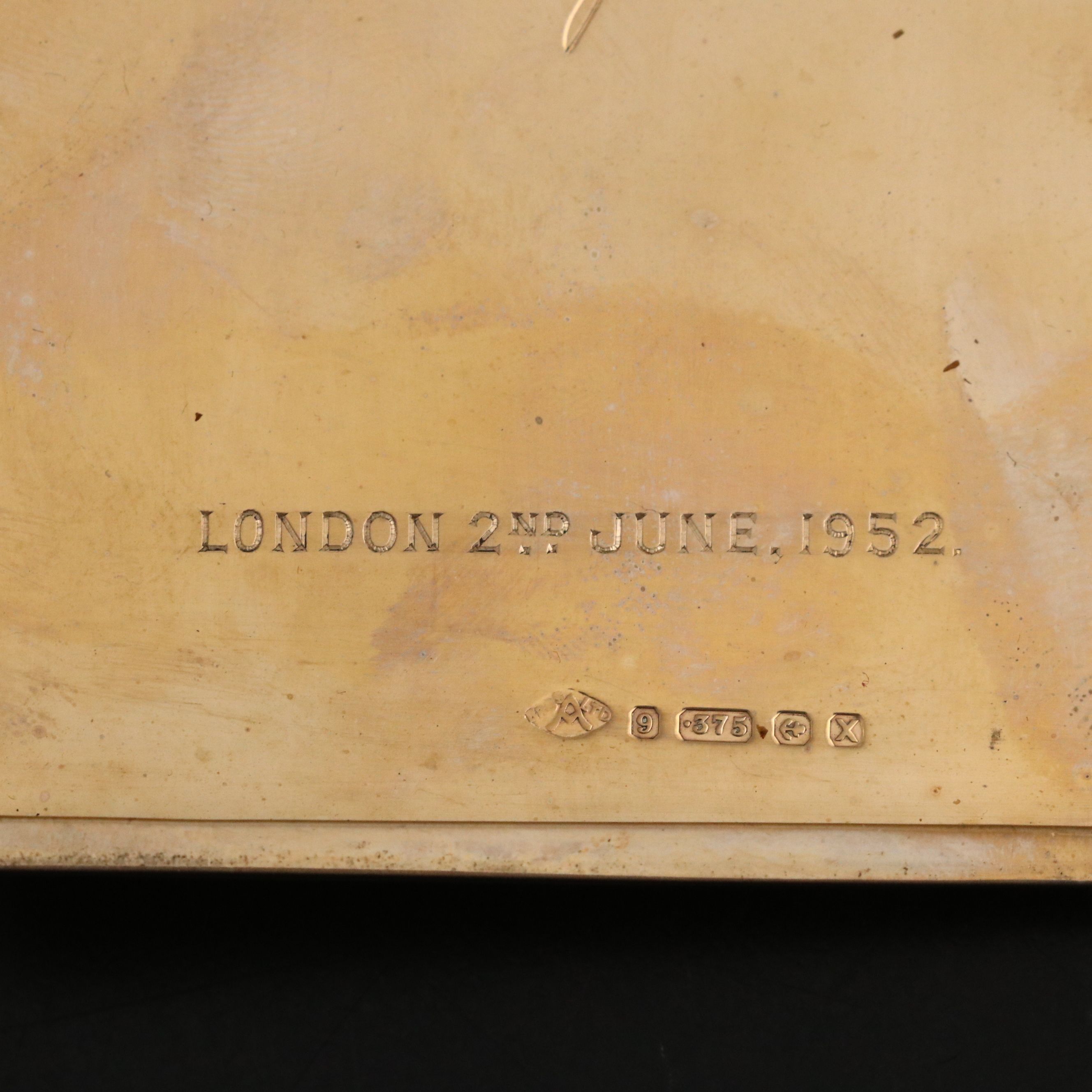 English 9K Gold Cigarette Case and Lighter with Personalized Dedication