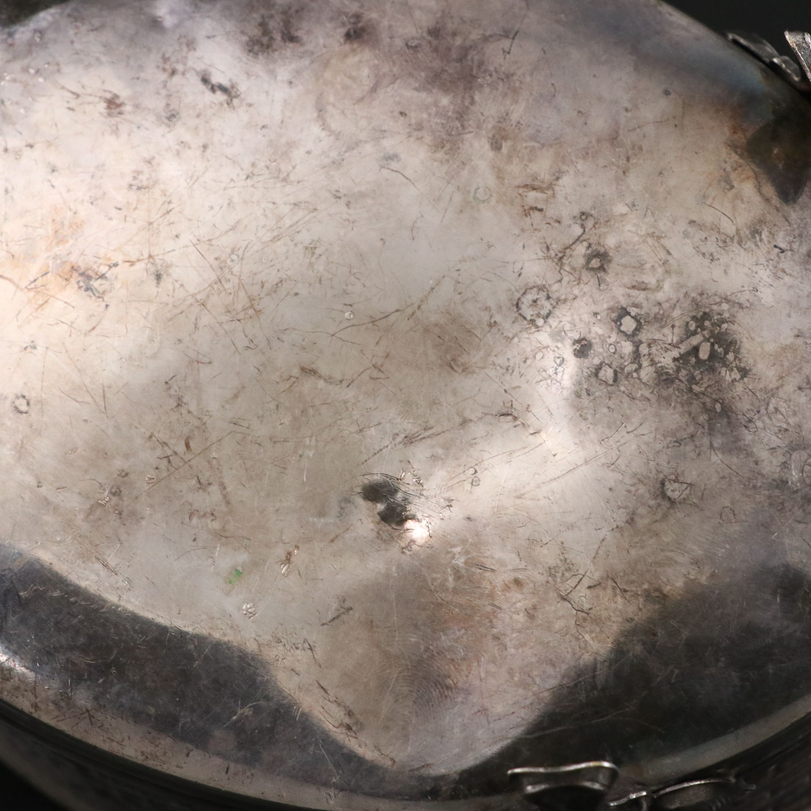 Judaica Silver Tone Etrog Box