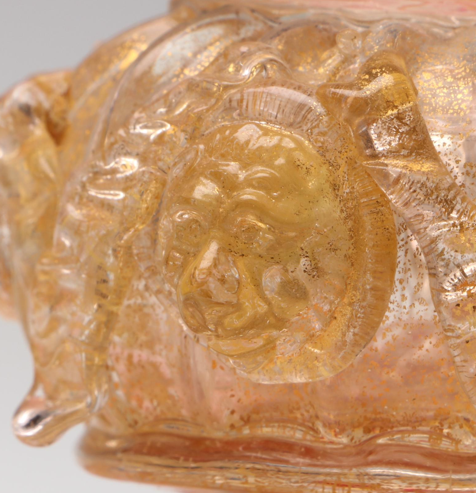 Handmade Murano Pink and Gold Art Glass Pedestal Dish, Mid to Late 20th Century