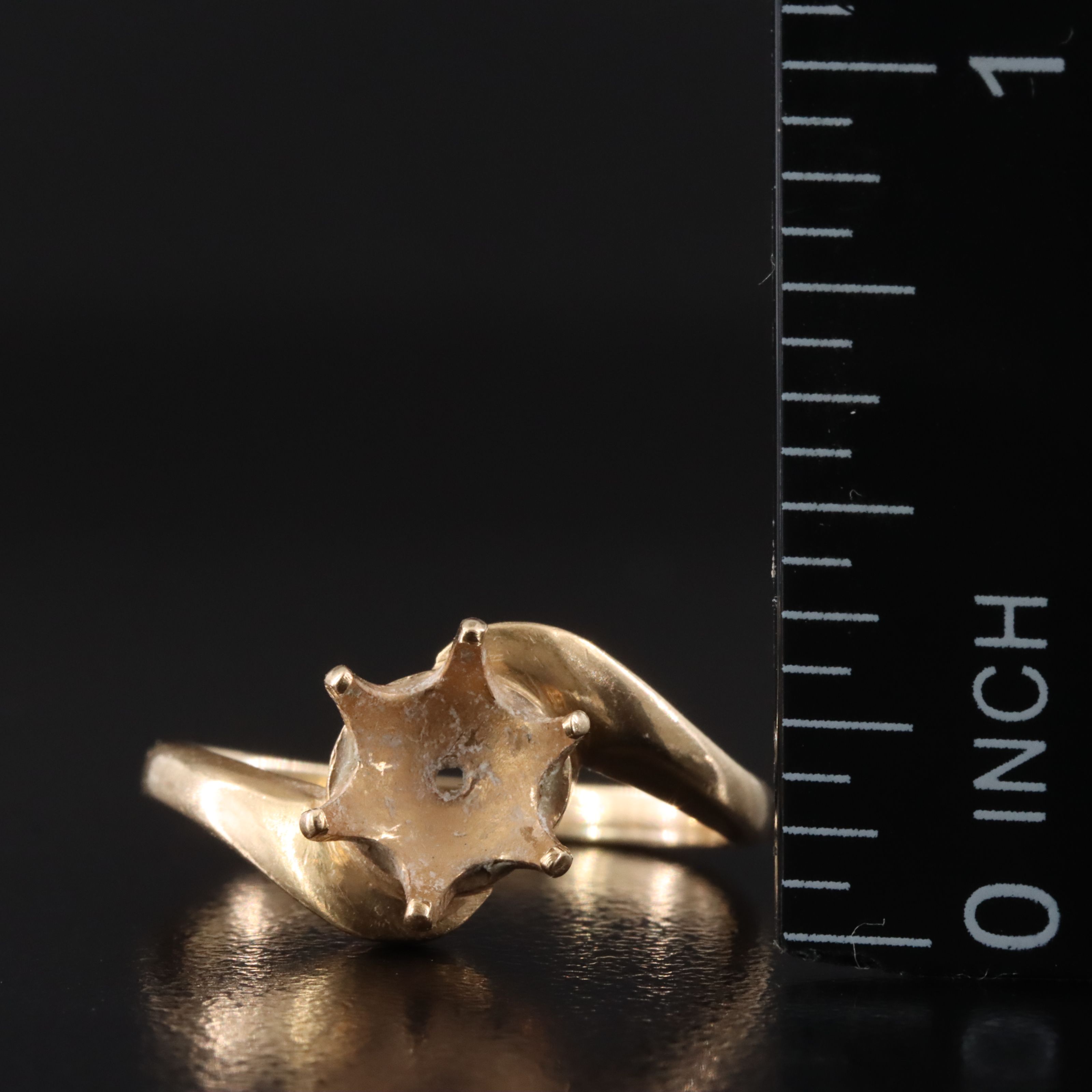 14K Open Mount Ring