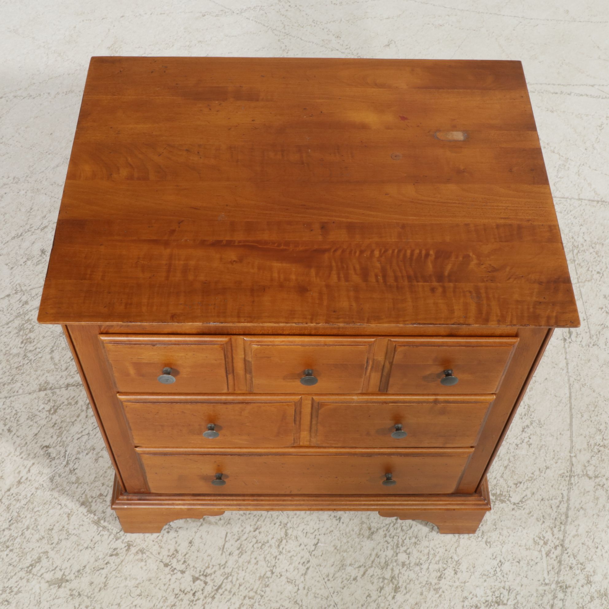 Ethan Allen Federal Style Maple Bedside Chest, Late 20th Century