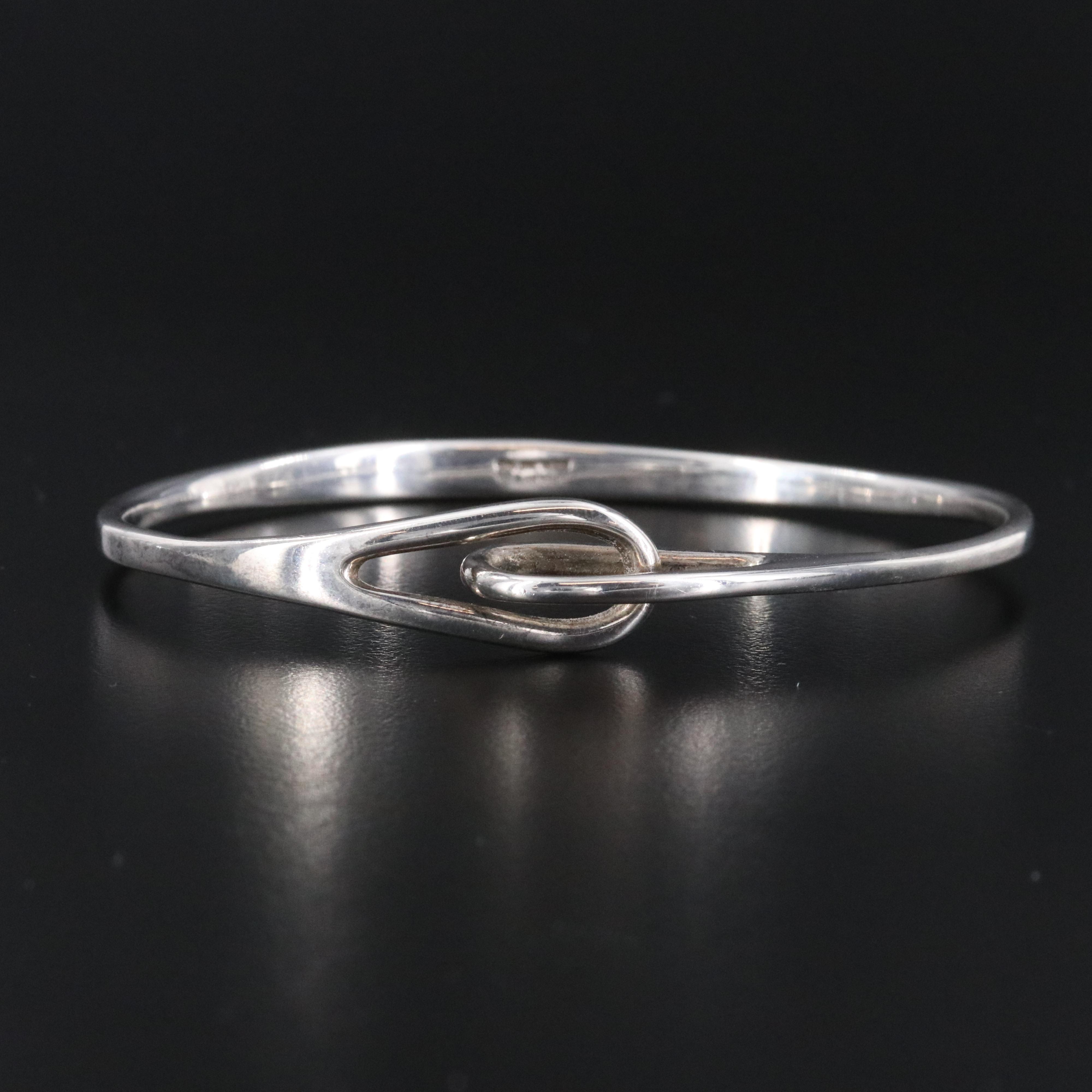 Tiffany & Co. Interlocking Double Loops Sterling Bangle Bracelet