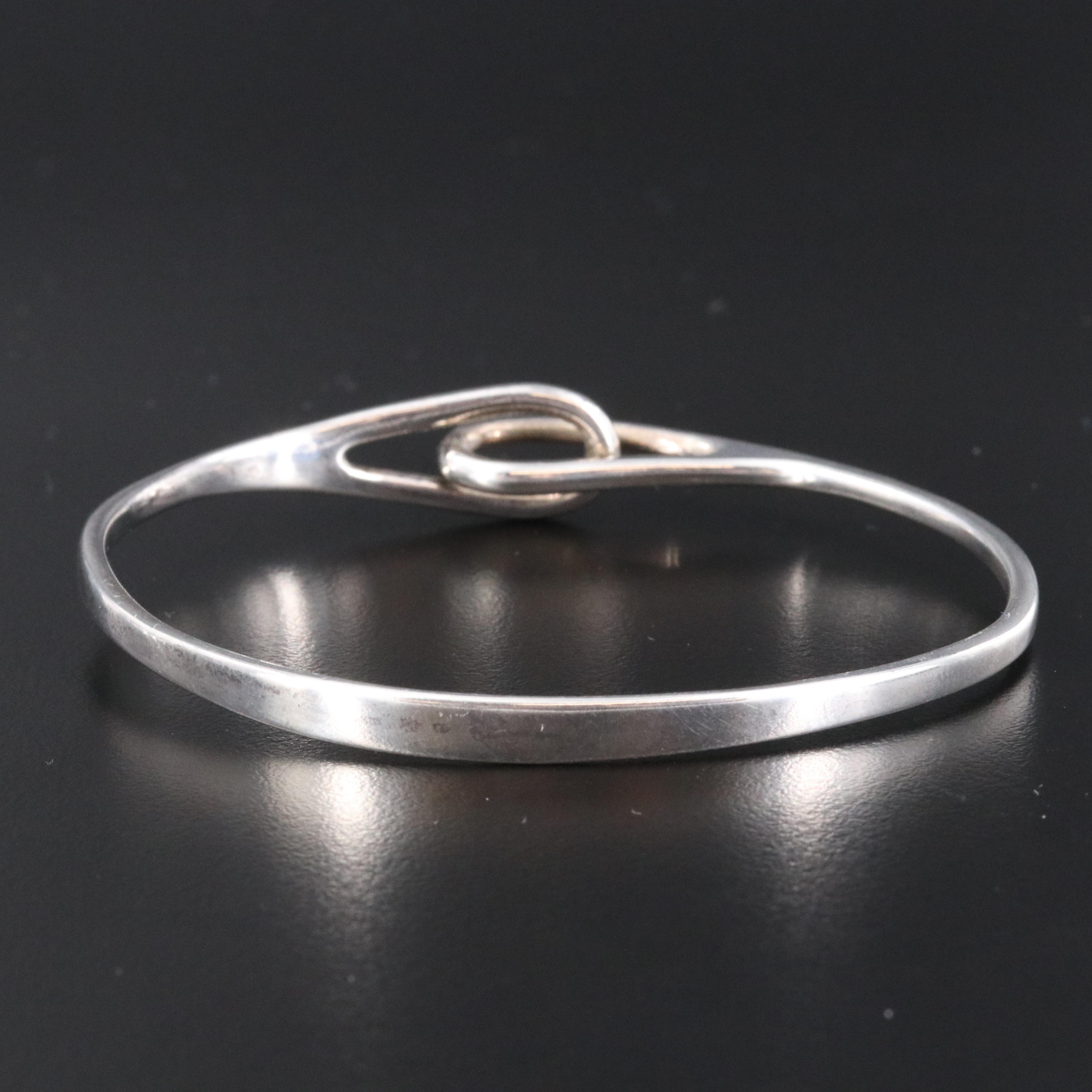 Tiffany & Co. Interlocking Double Loops Sterling Bangle Bracelet