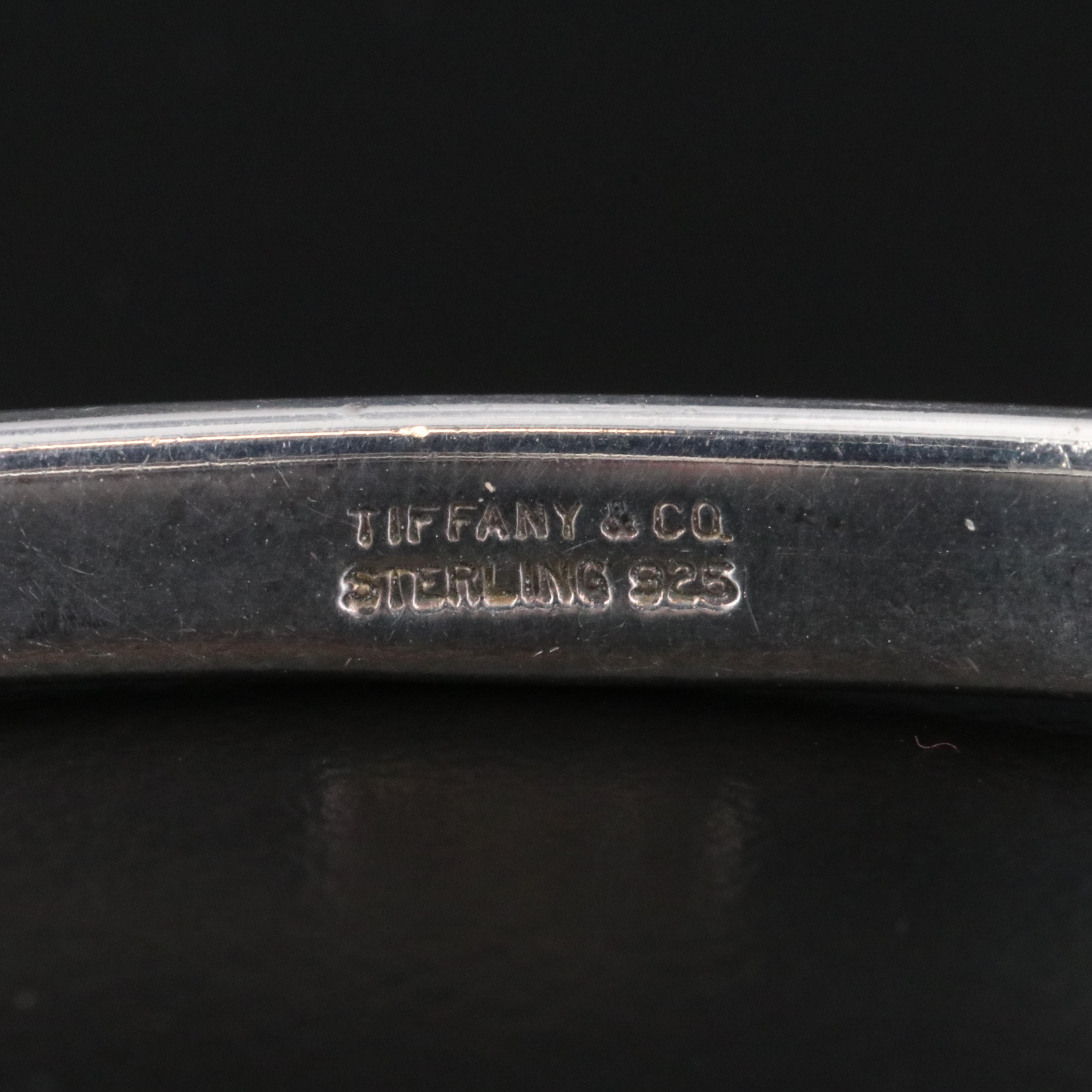 Tiffany & Co. Interlocking Double Loops Sterling Bangle Bracelet