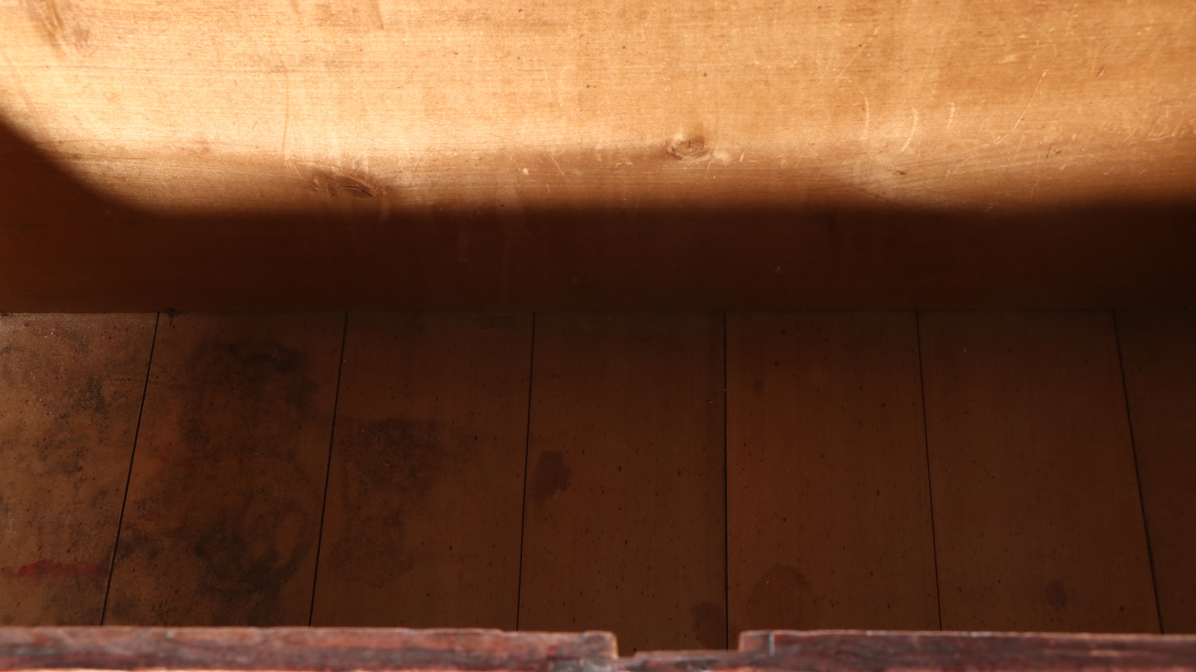 Early American Style Poplar Blanket Chest