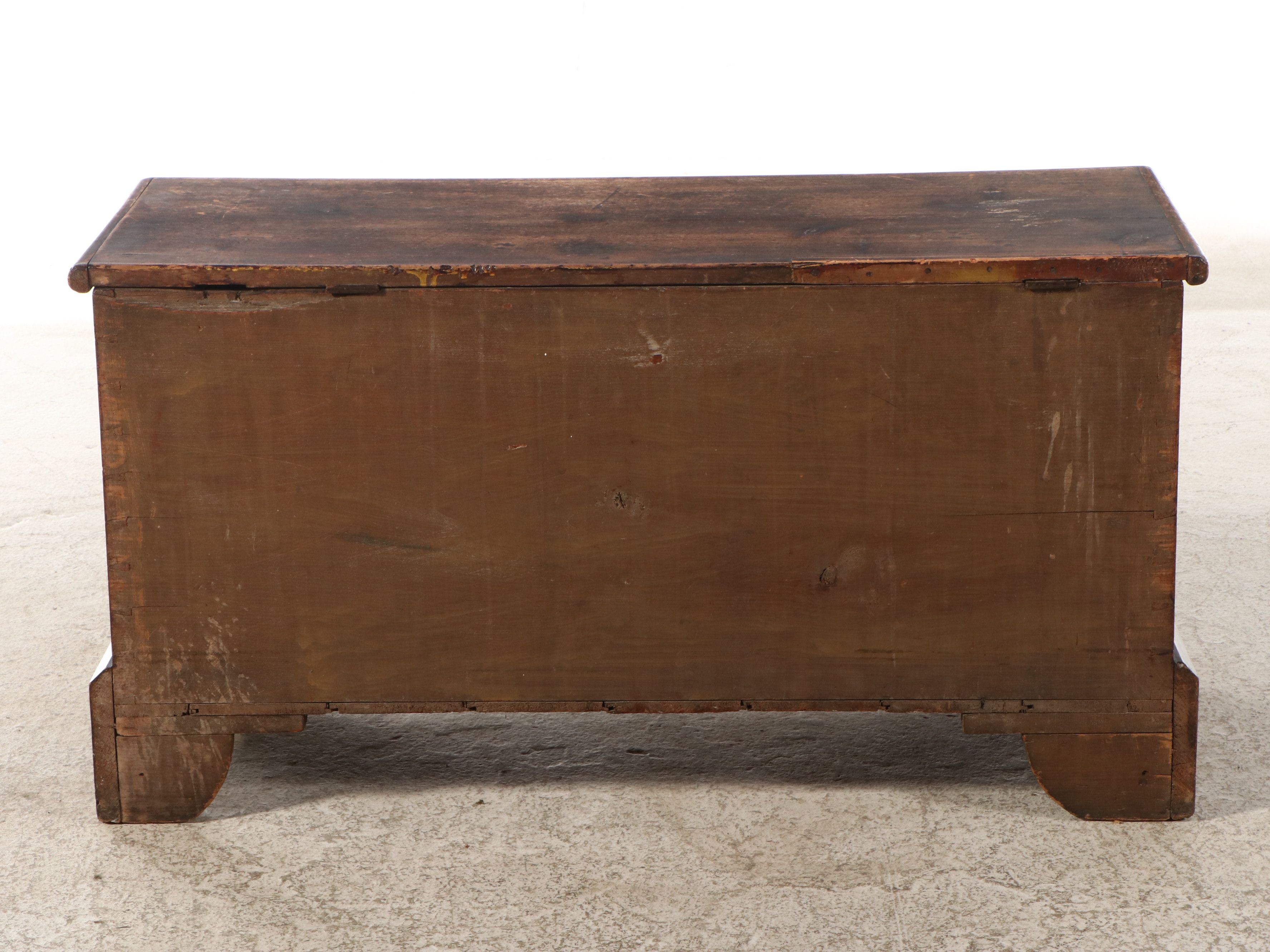 Early American Style Poplar Blanket Chest