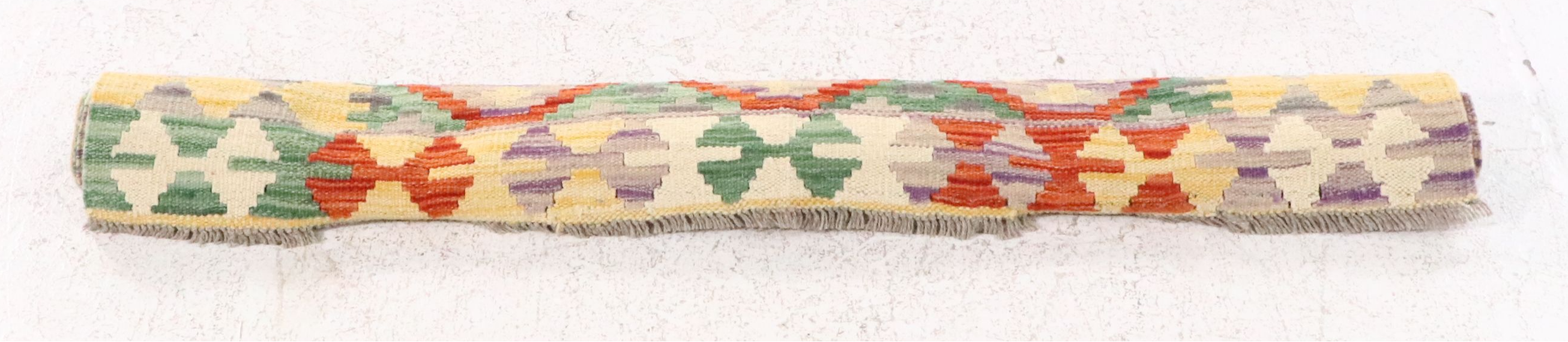 4'2 x 5'9 Handwoven Pakistani Kilim Area Rug