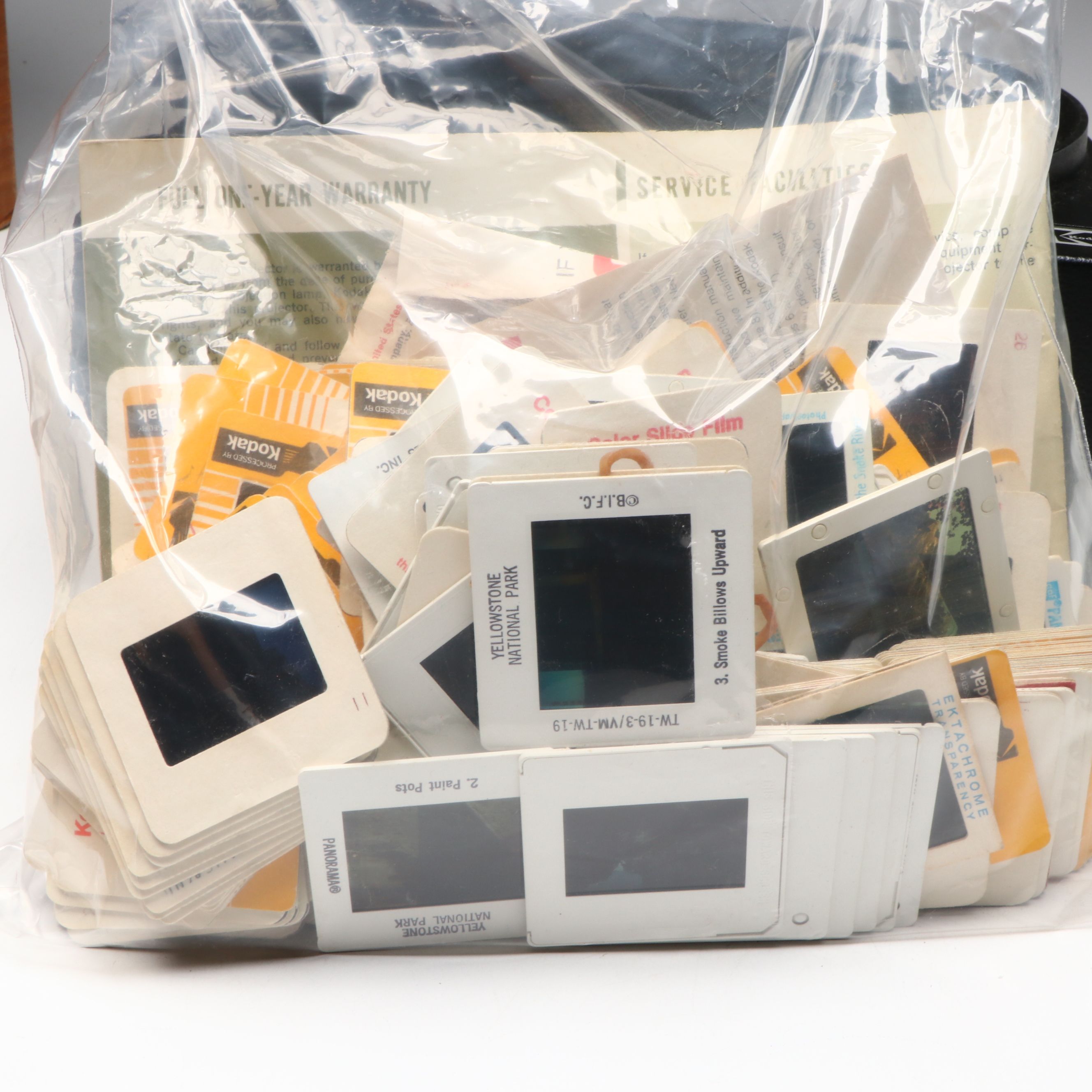 Kodak 750H Electric Carousel Slide Projector with Stack Loader, Pana-Vue Slides