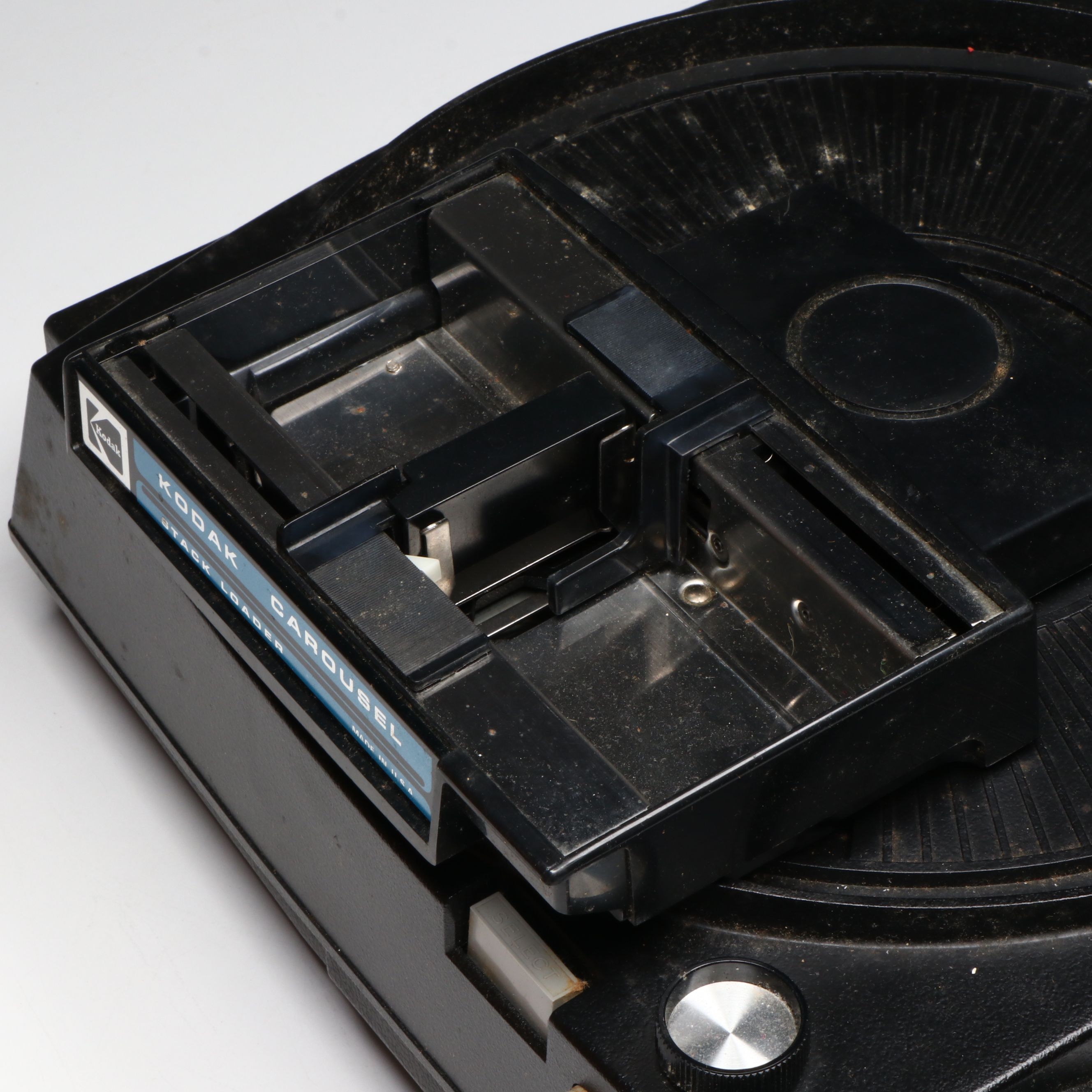 Kodak 750H Electric Carousel Slide Projector with Stack Loader, Pana-Vue Slides