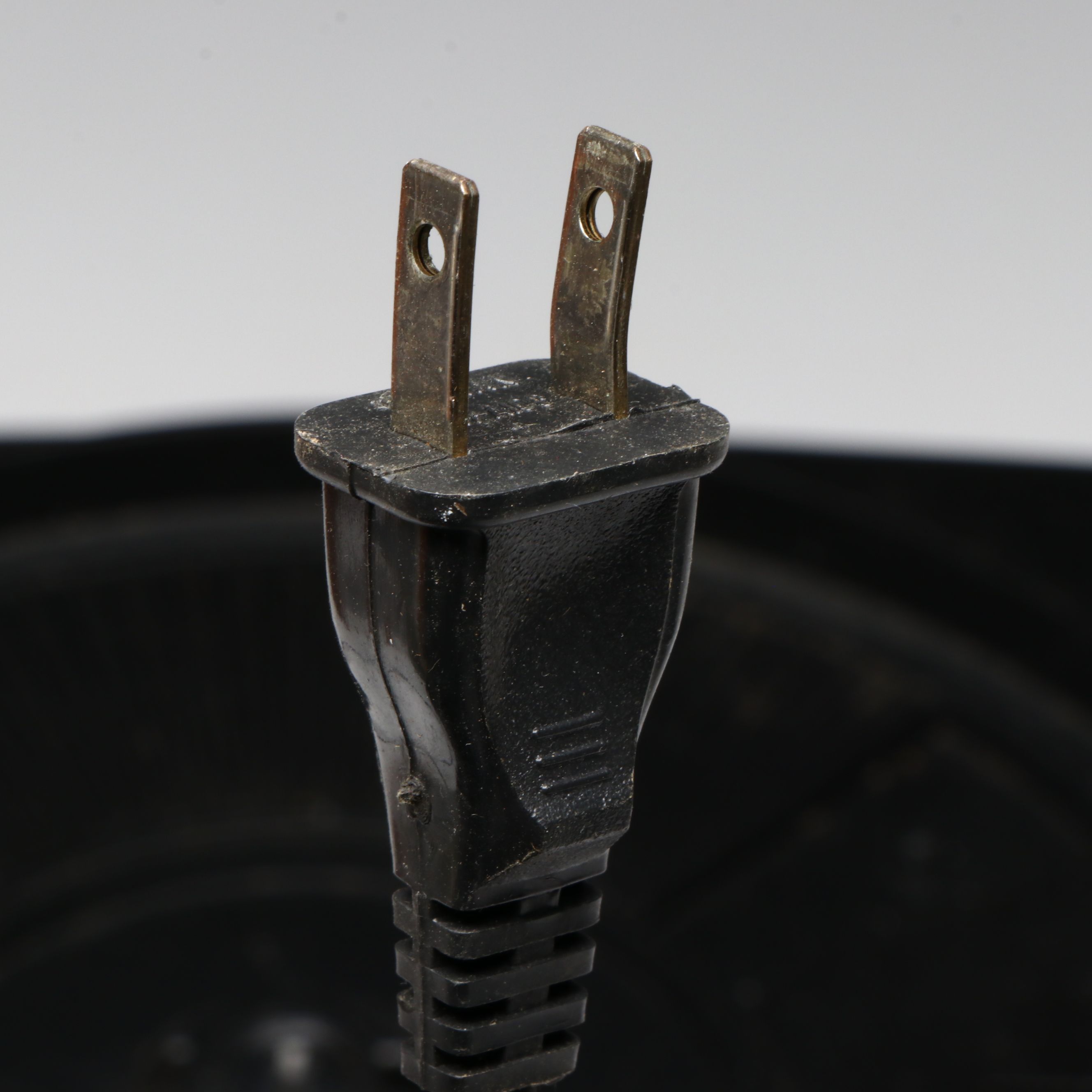 Kodak 750H Electric Carousel Slide Projector with Stack Loader, Pana-Vue Slides