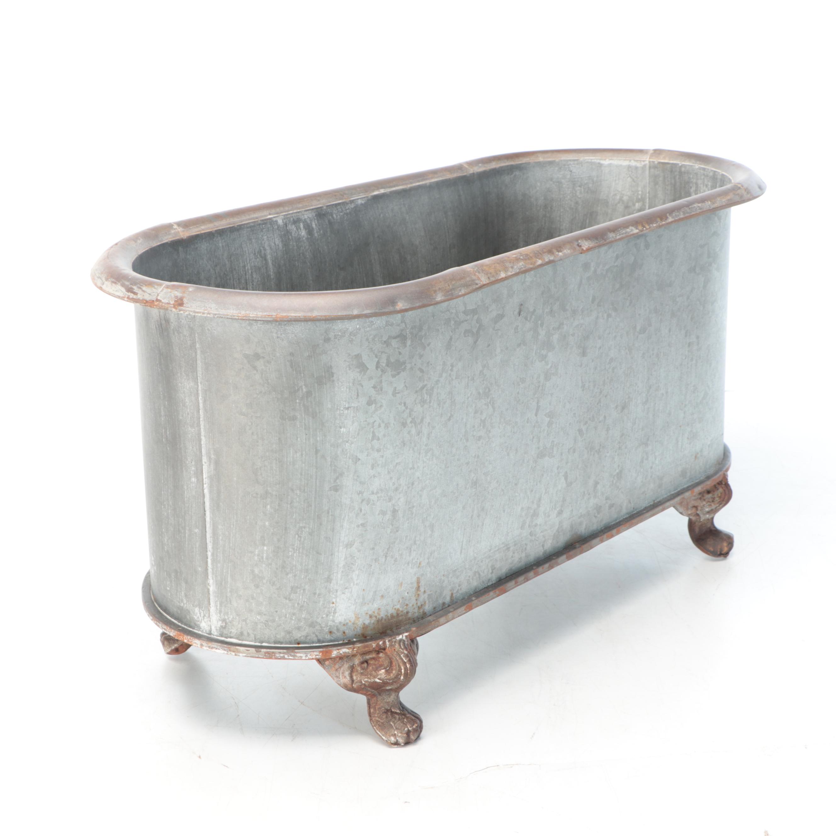 Victorian Style Galvanized Metal Clawfoot Tub