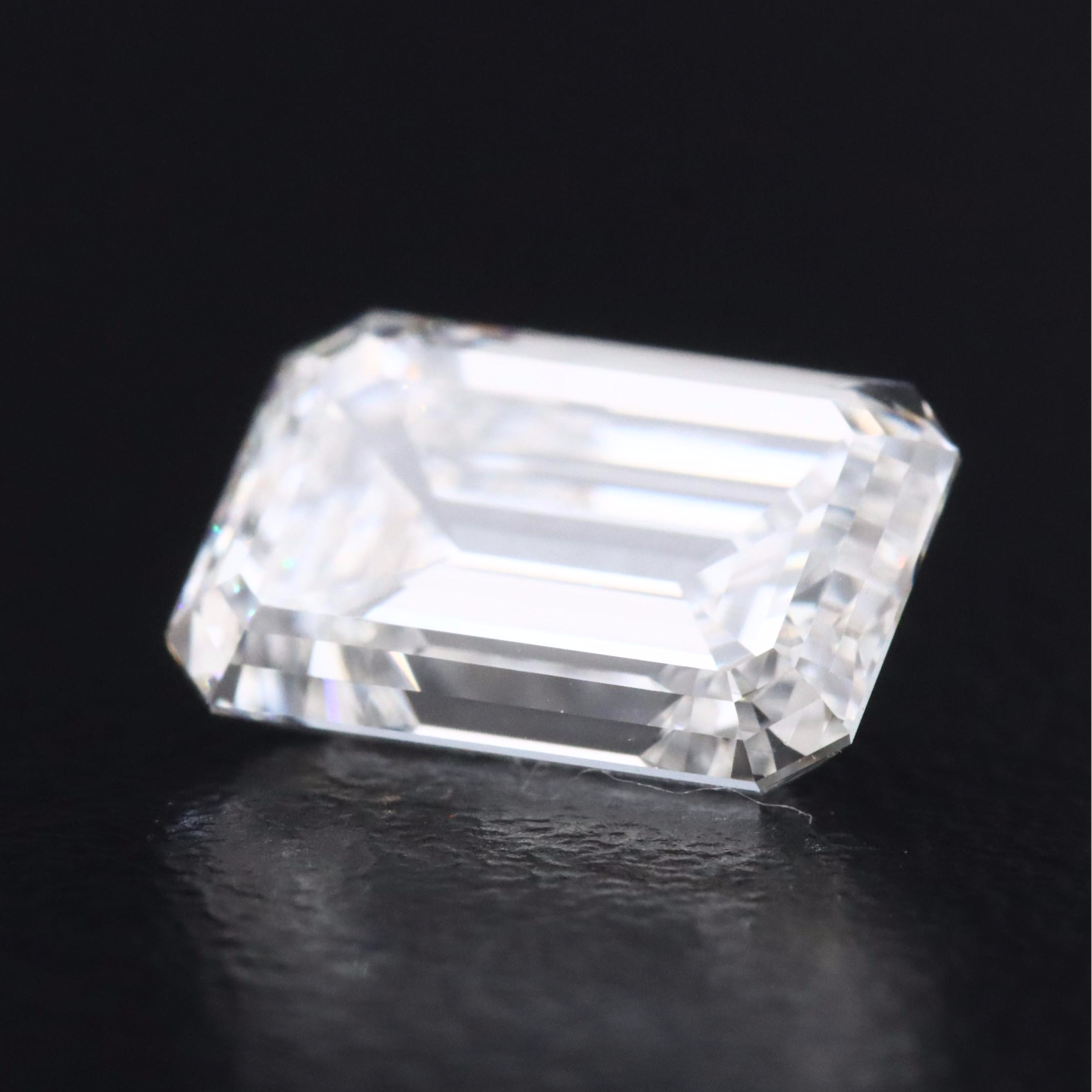 Loose 2.00 CT Lab Grown Diamond with IGI Report