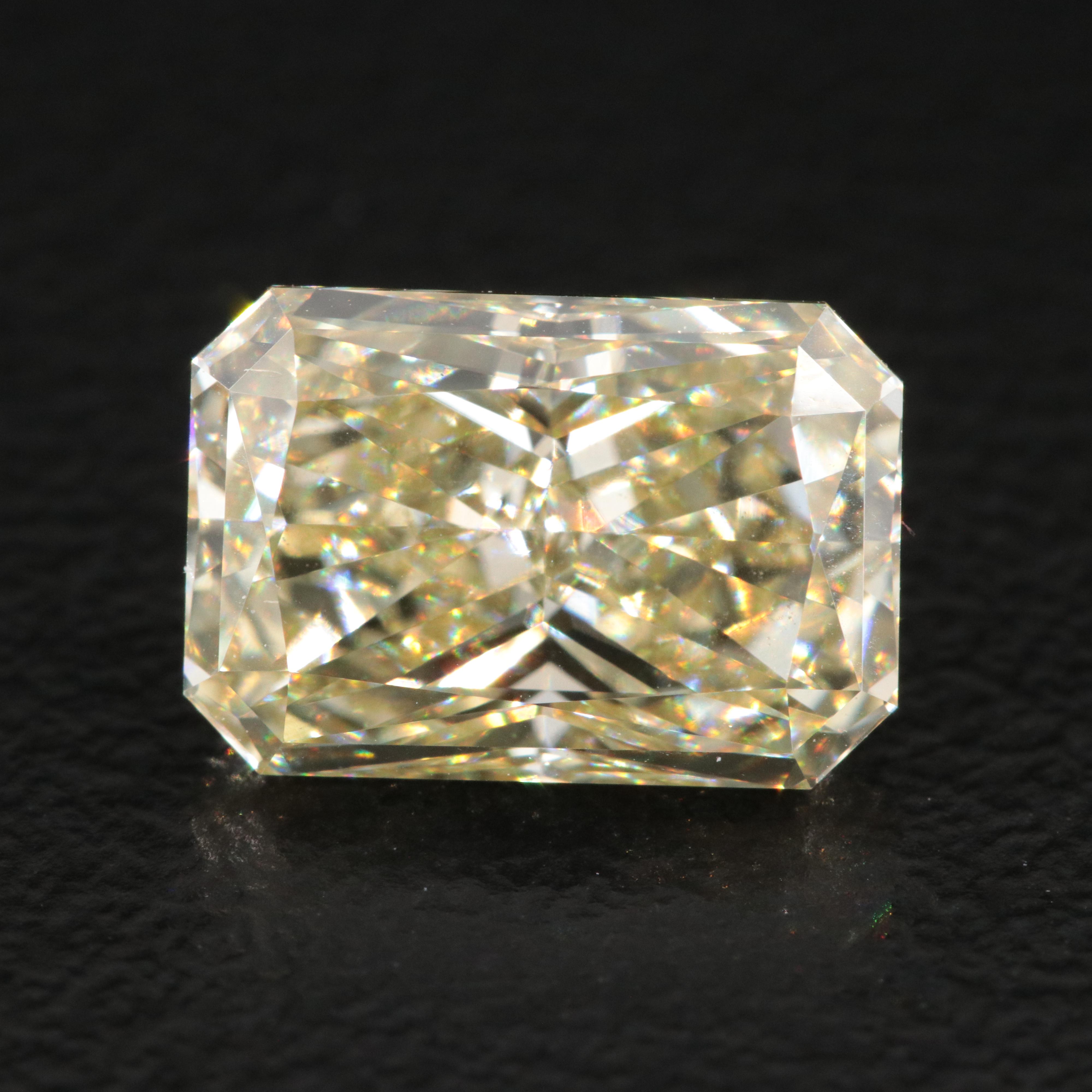 Loose 2.48 CT Lab Grown Fancy Yellow Diamond with IGI Report