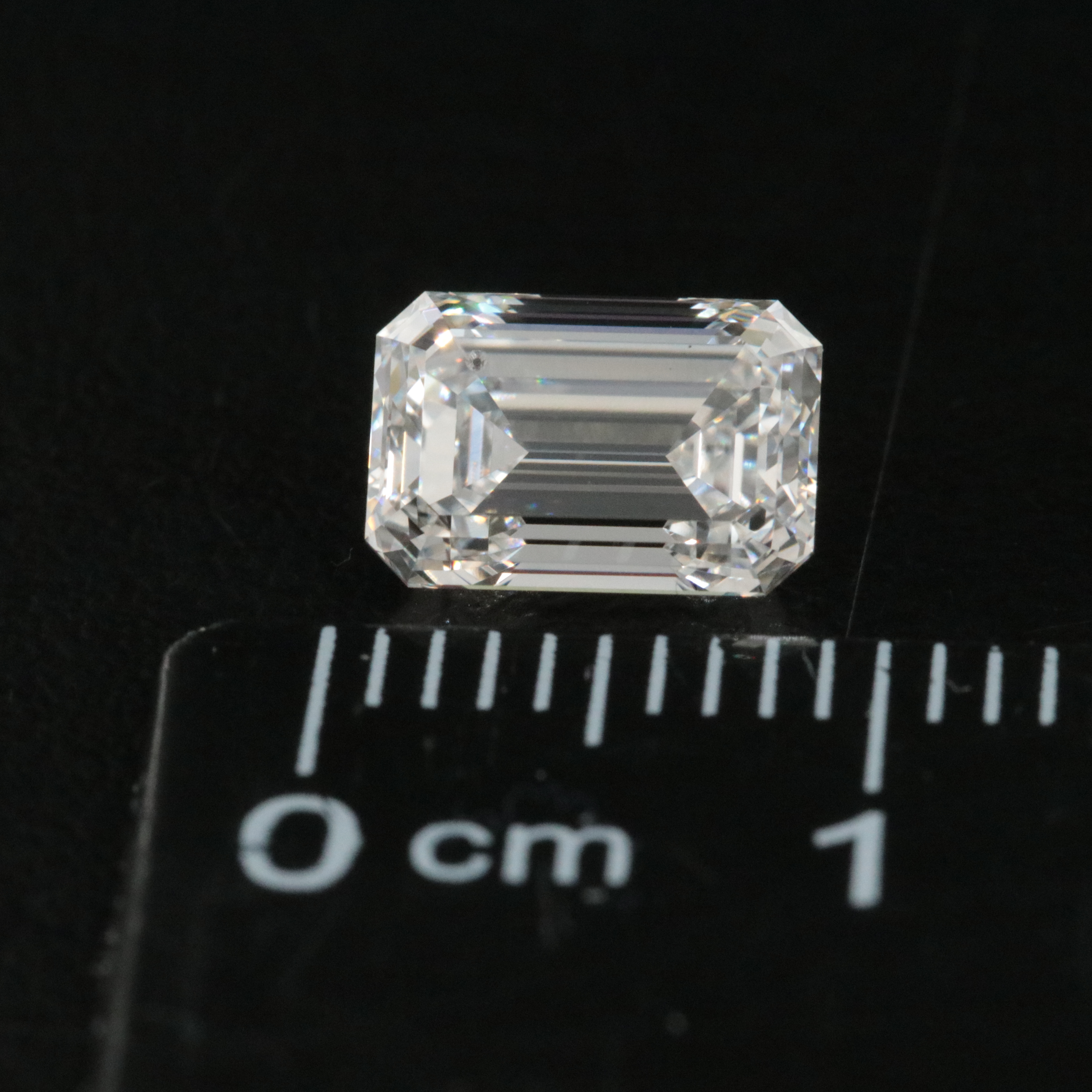 Loose 1.74 CT Lab Grown Diamond with IGI Report