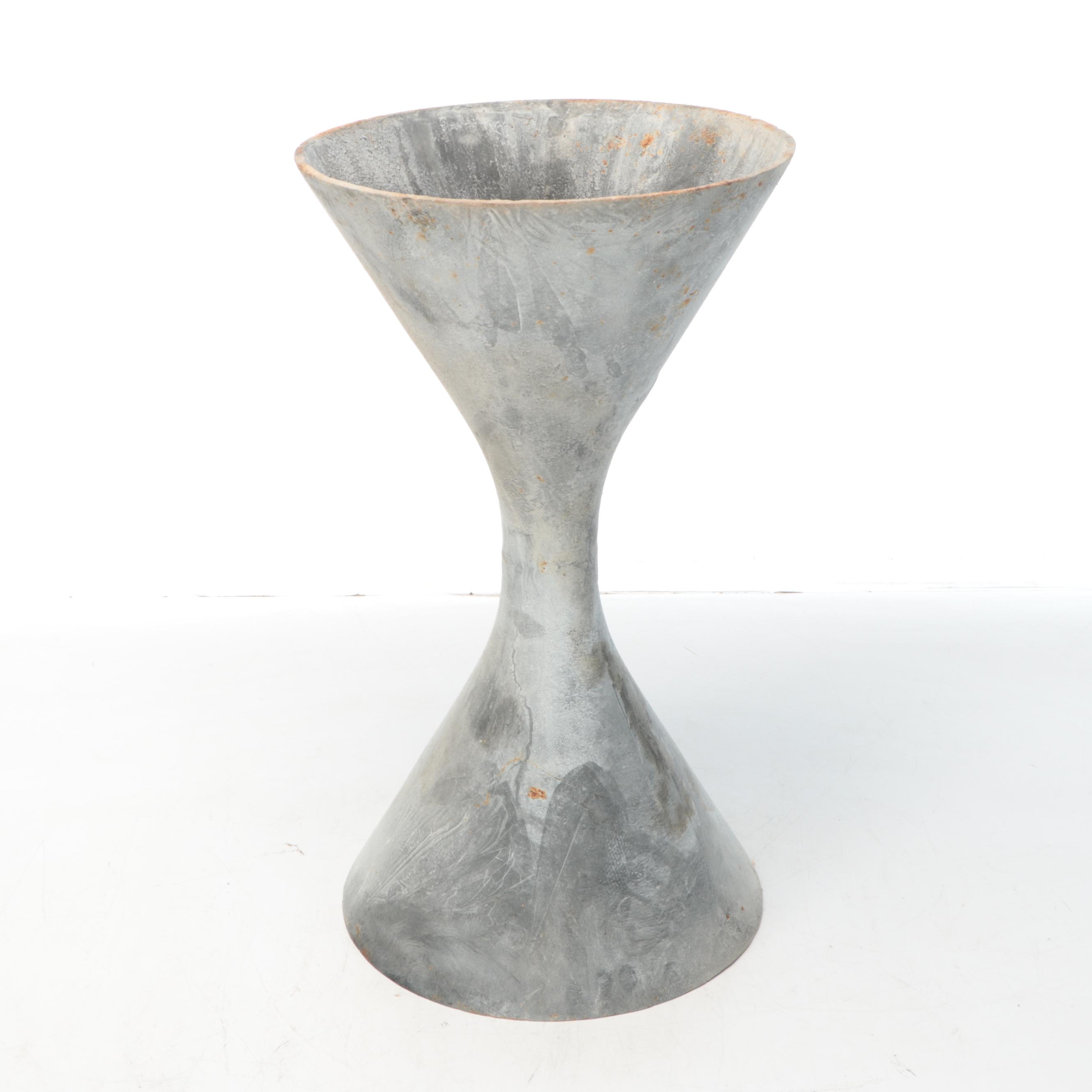 Pair of Mid Century Modern Style Metal Spindle Planters, Manner of Willy Guhl