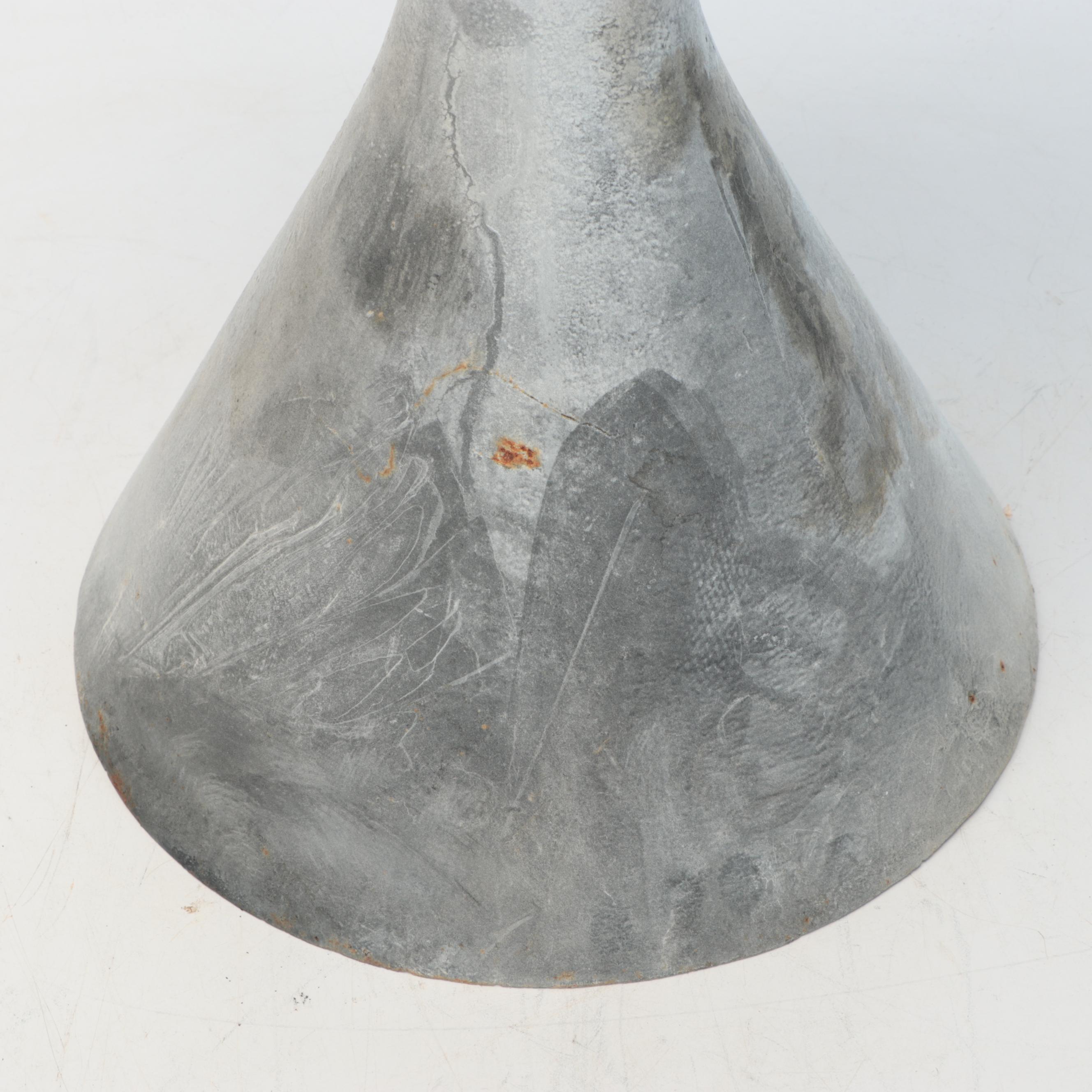 Pair of Mid Century Modern Style Metal Spindle Planters, Manner of Willy Guhl