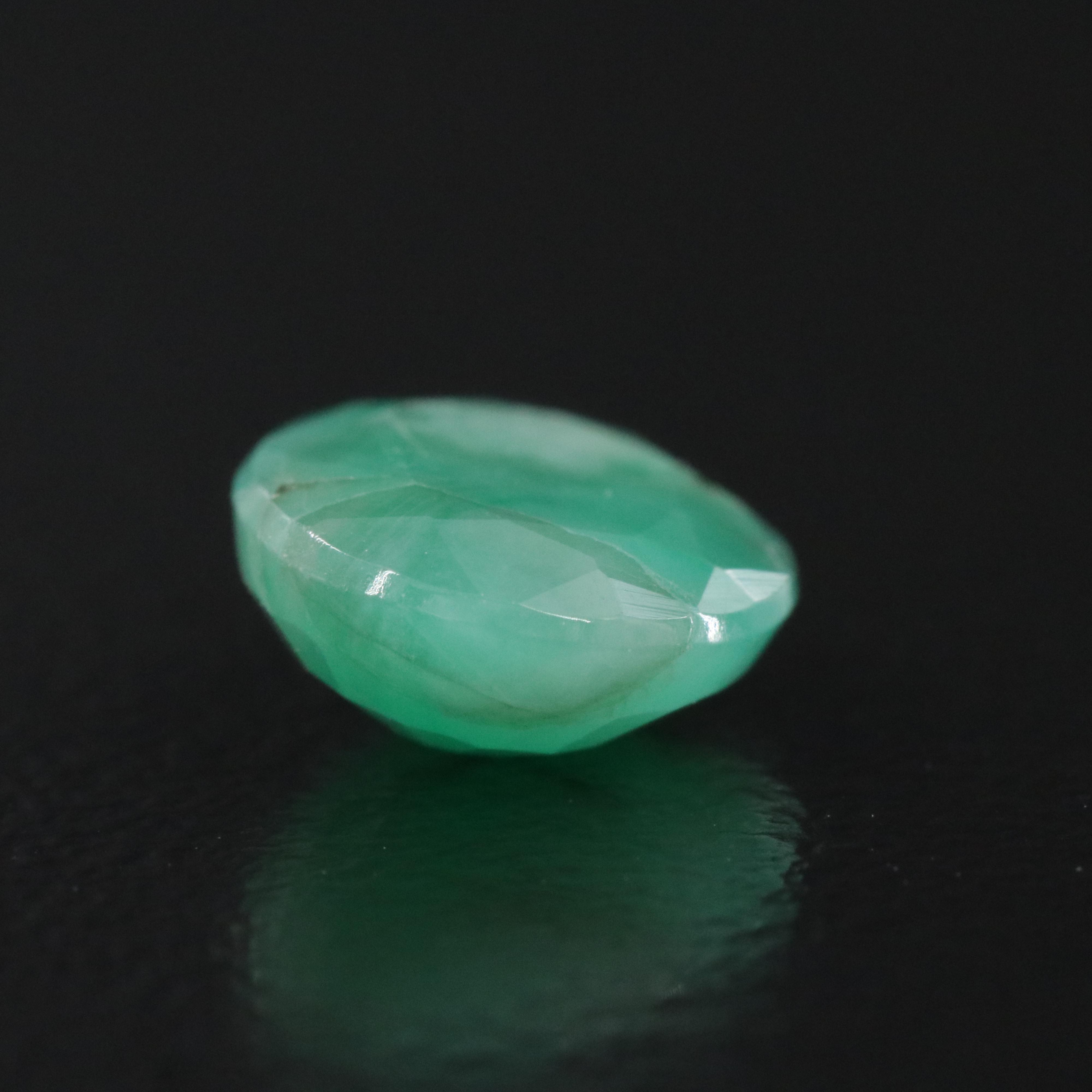 Loose 1.96 CT Emerald