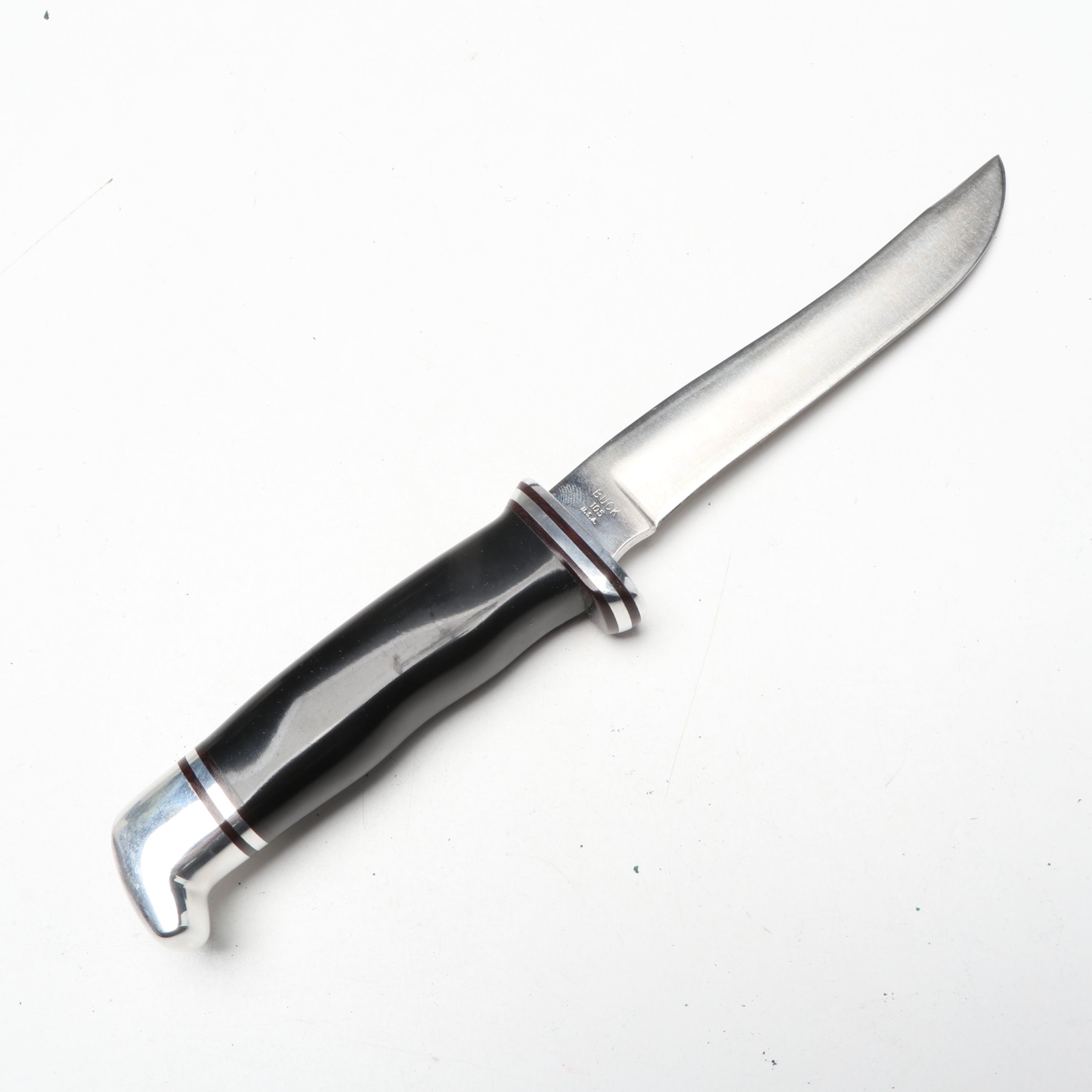Buck Fixed Blade Knife with Other Folding Knives and Leather Cases