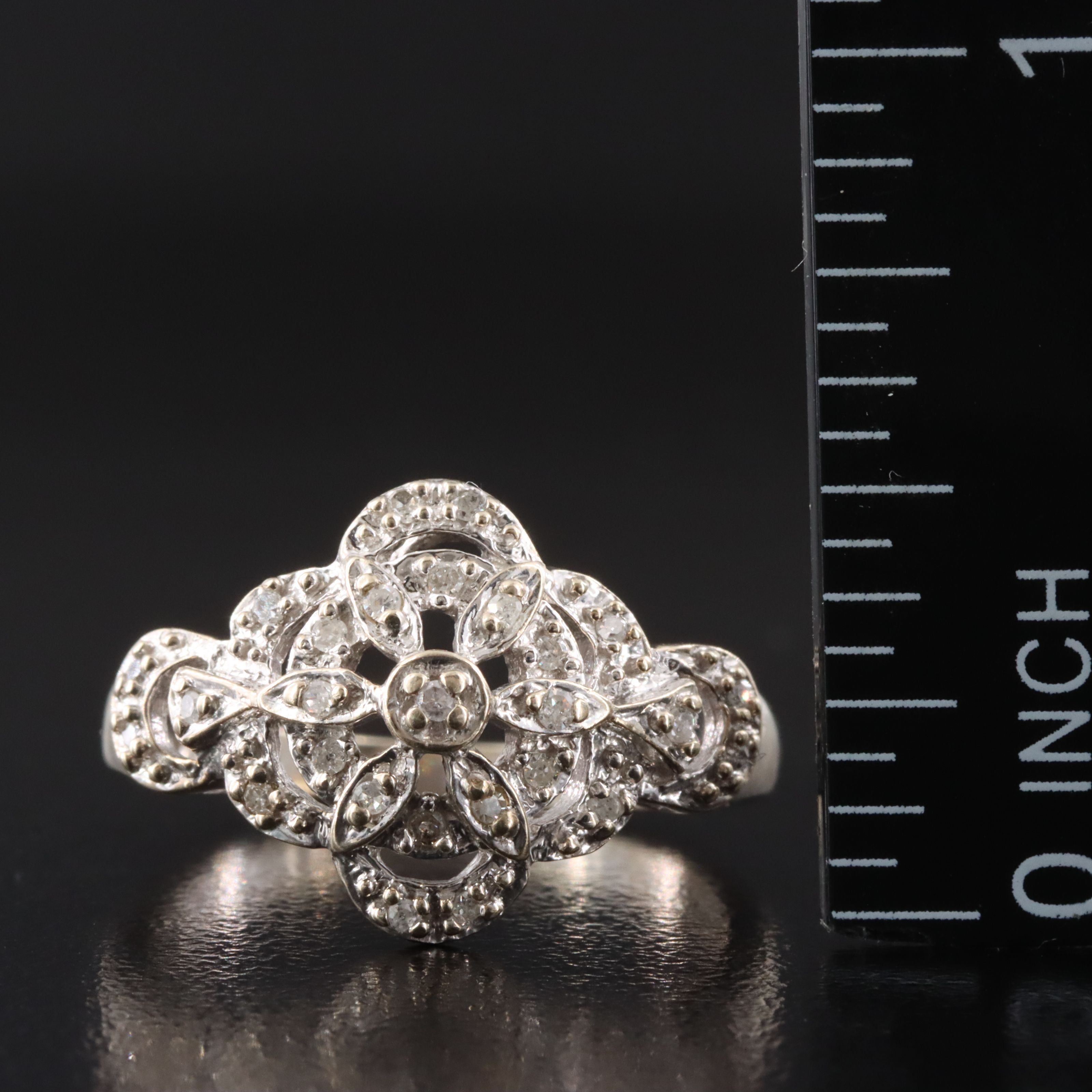 10K 0.14 CT Diamond Ring