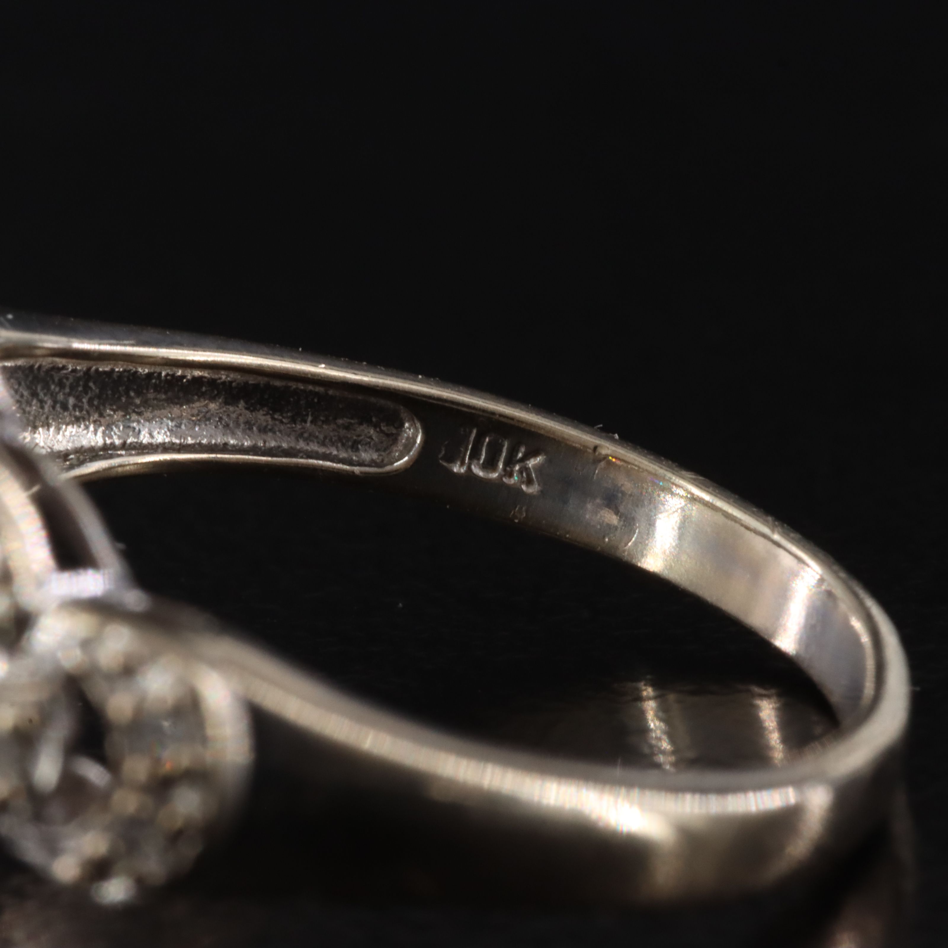 10K 0.14 CT Diamond Ring