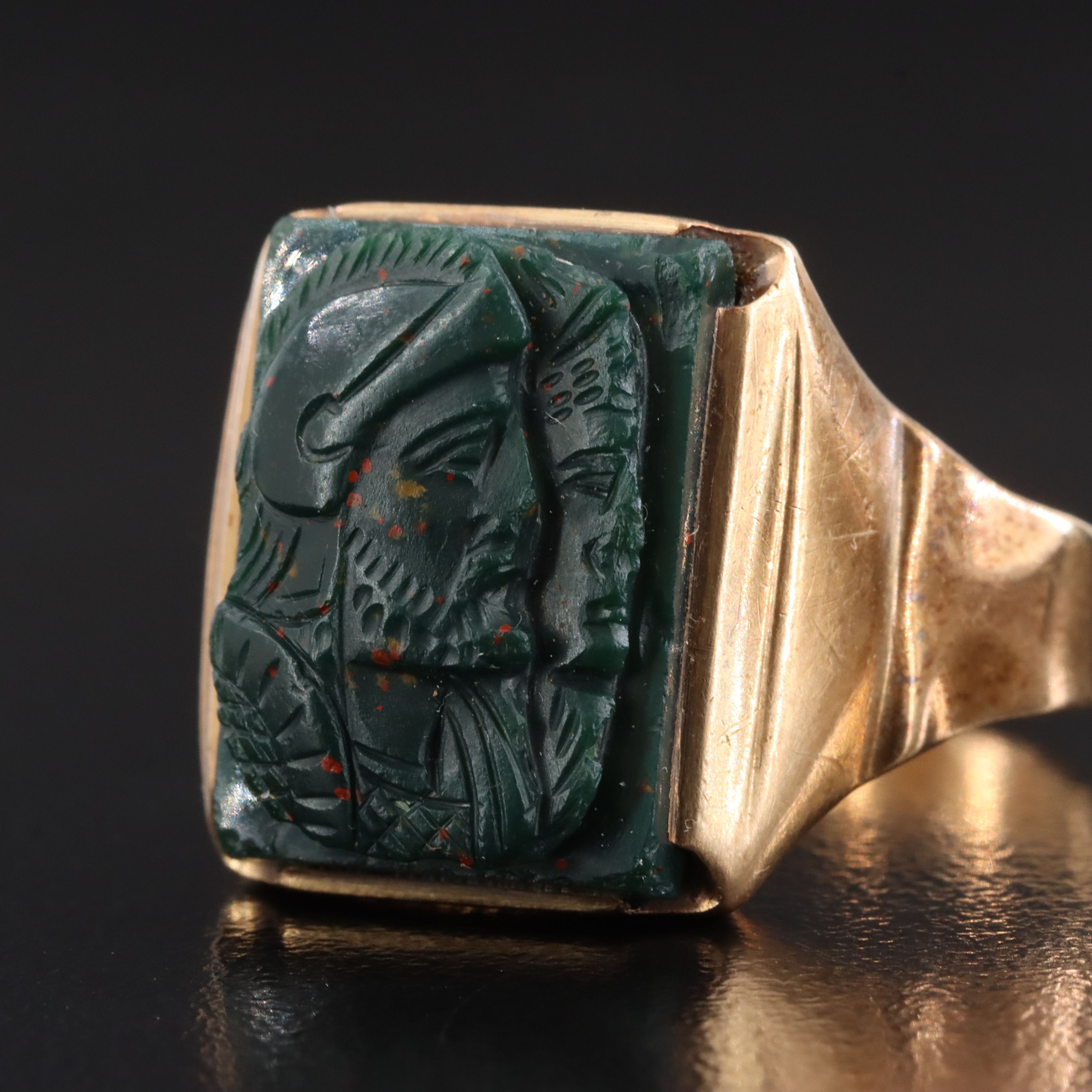 Vintage 10K Bloodstone Capita Jugata Cameo Ring