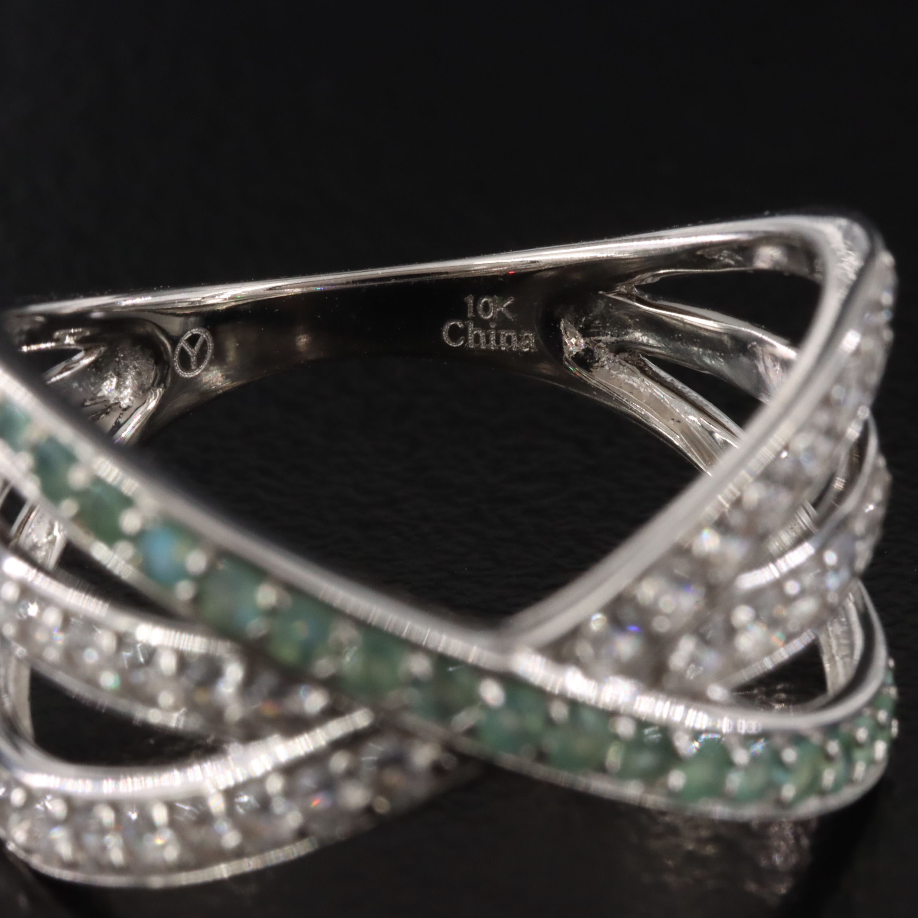 10K Alexandrite and White Zircon Crossover Ring