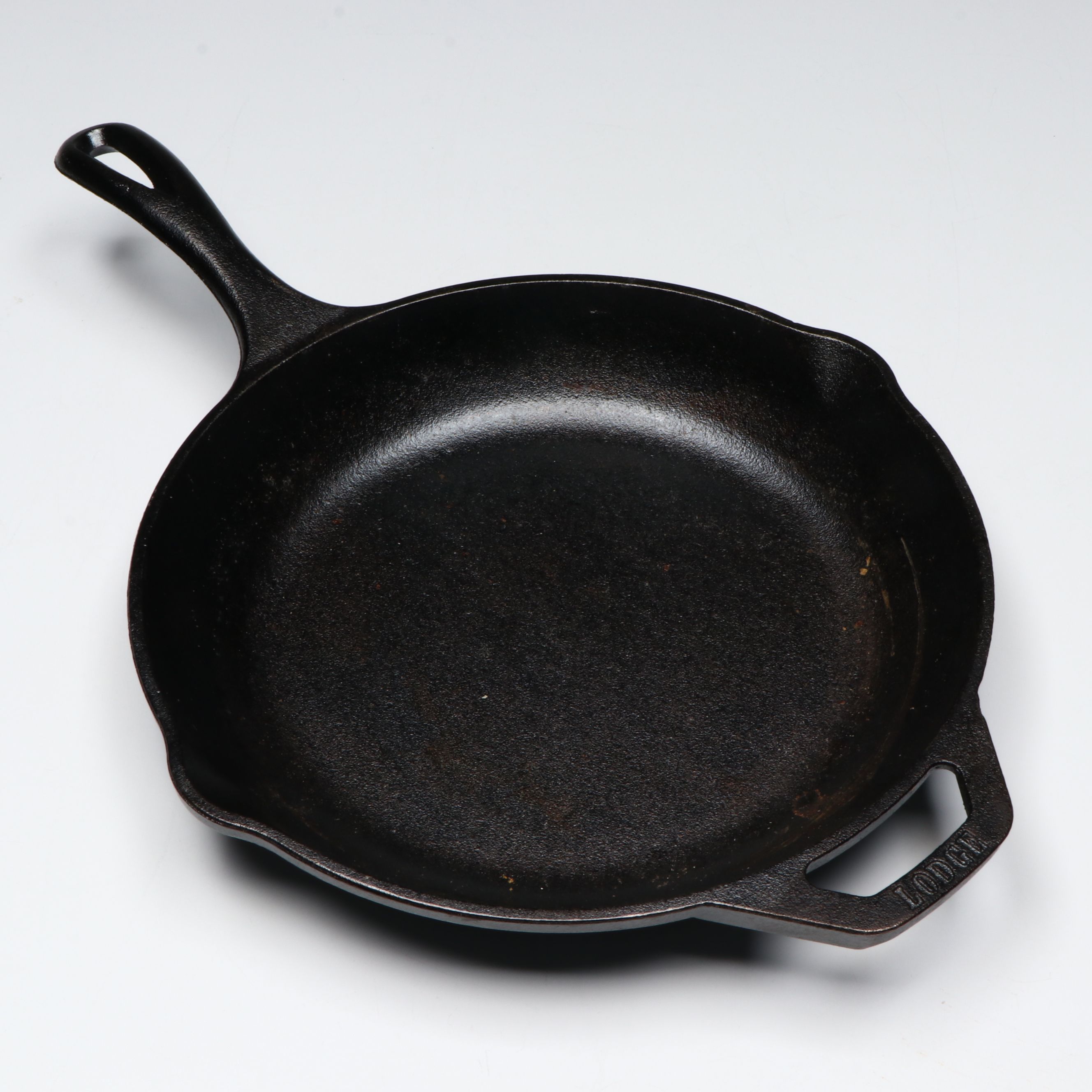 Lodge Cast Iron Pans with Cookbook
