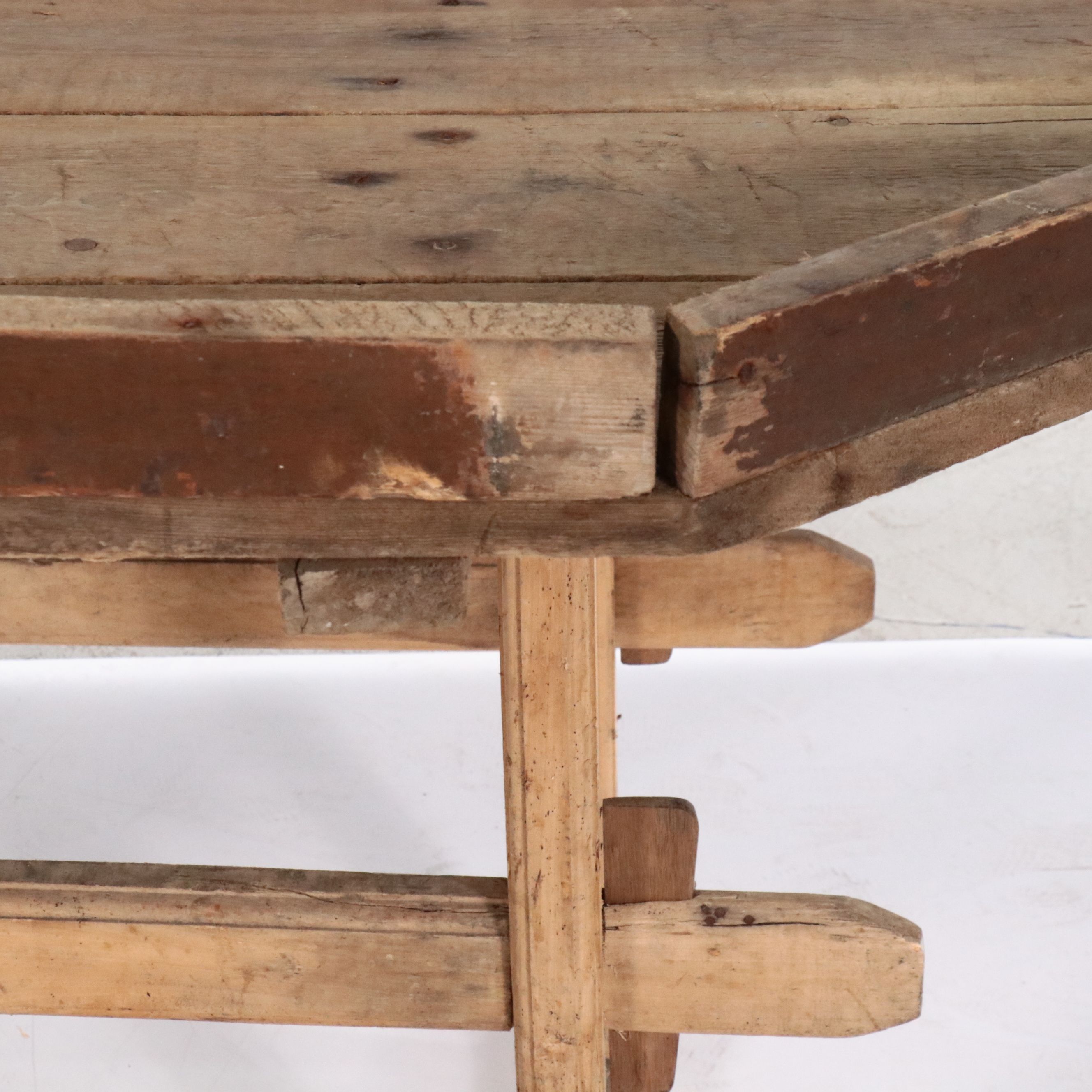 Continental Agricultural Work Table