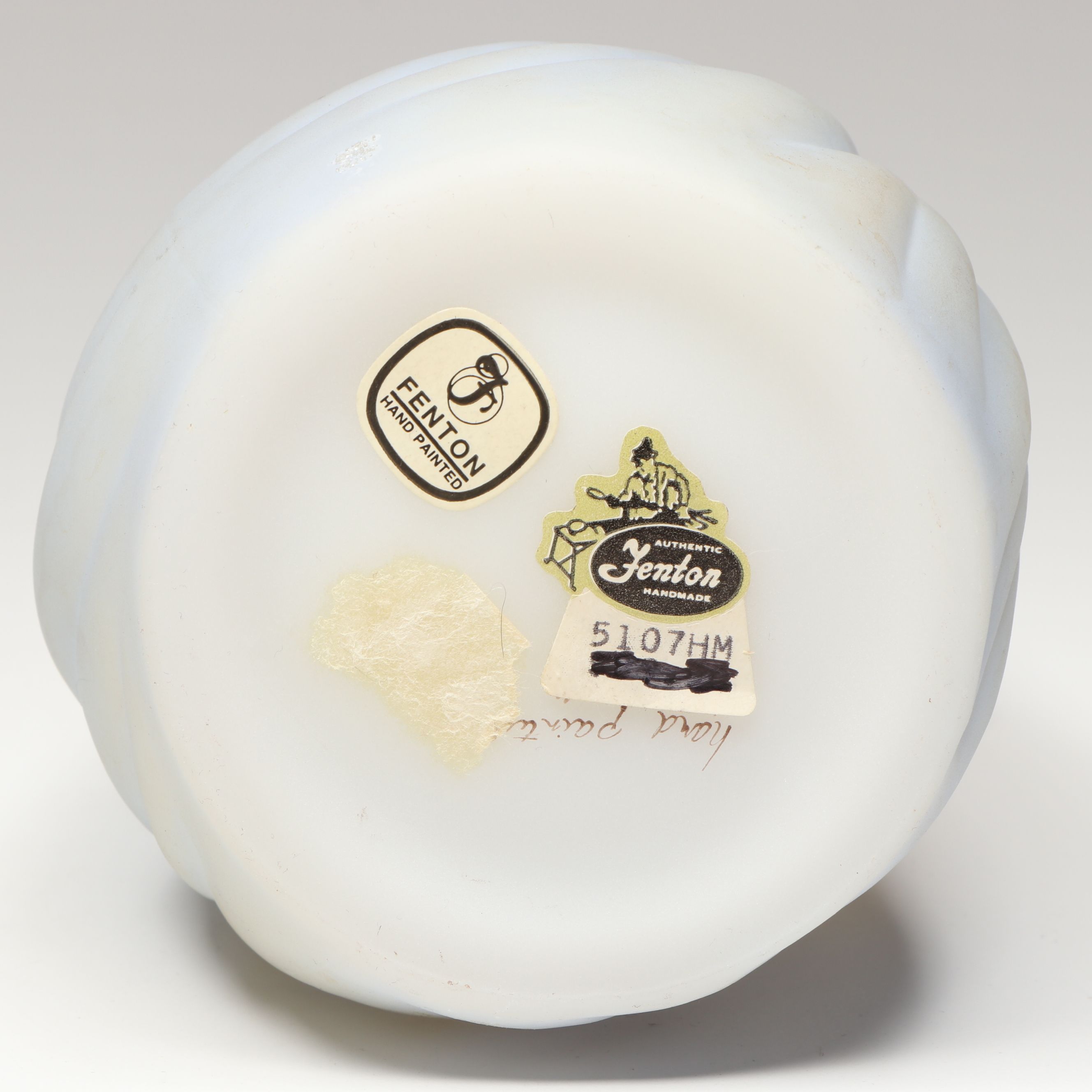 Fenton Angel Custard Glass Fairy Lamp with Madonna Glass Vase