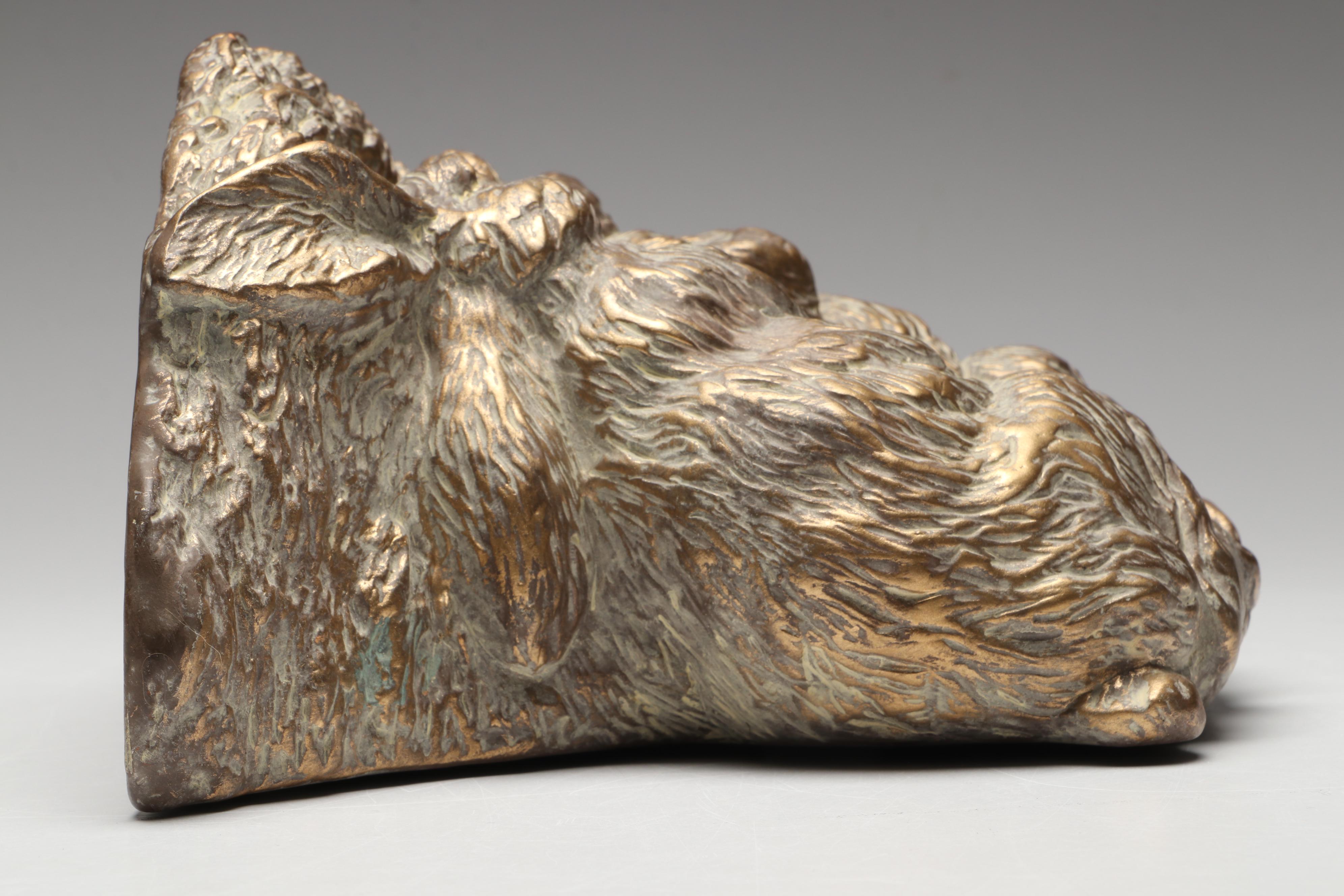 Lindsay Marie Gilt Distressed Rabbit Shelf with Distressed Bird Figurines