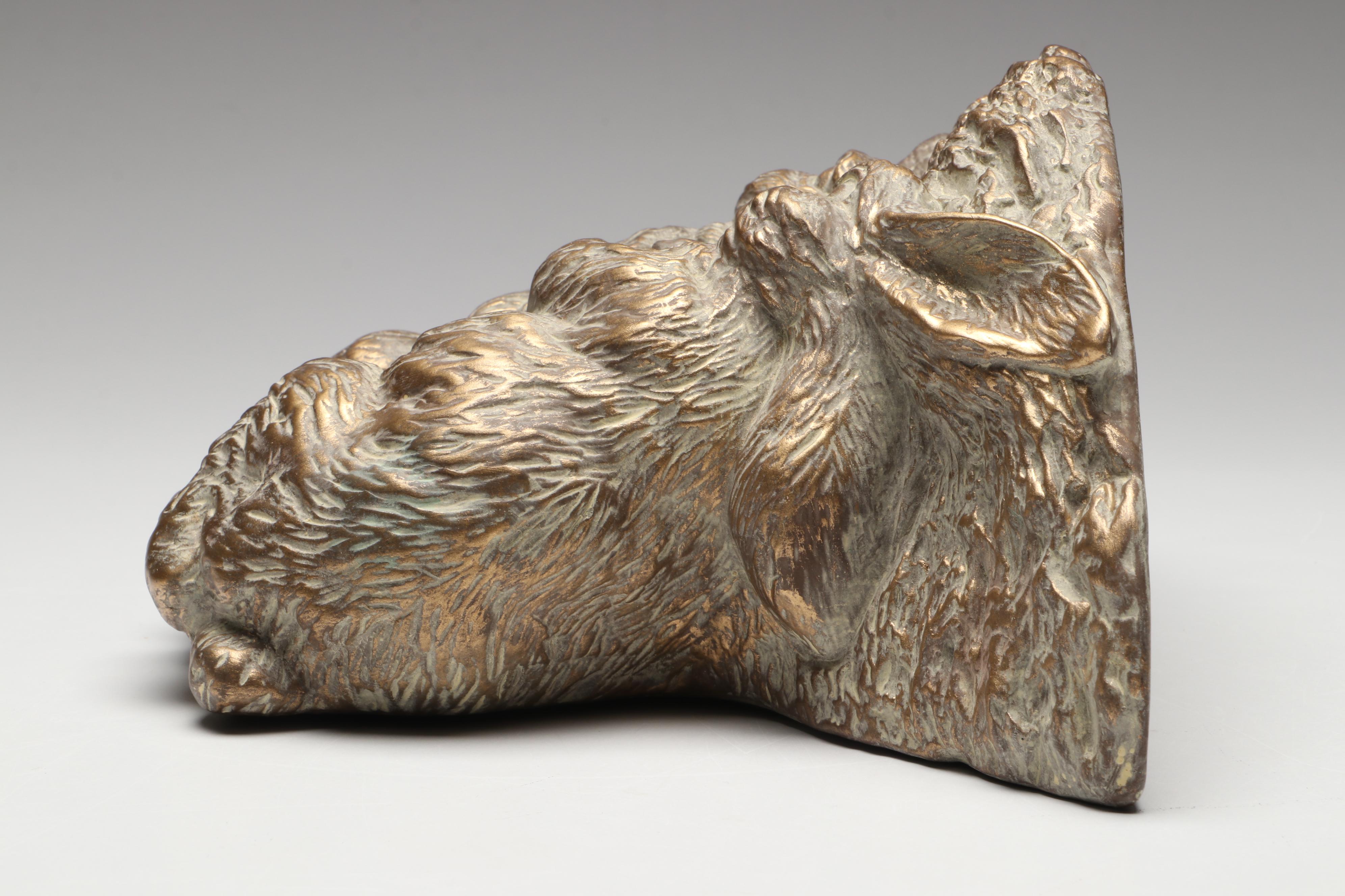 Lindsay Marie Gilt Distressed Rabbit Shelf with Distressed Bird Figurines