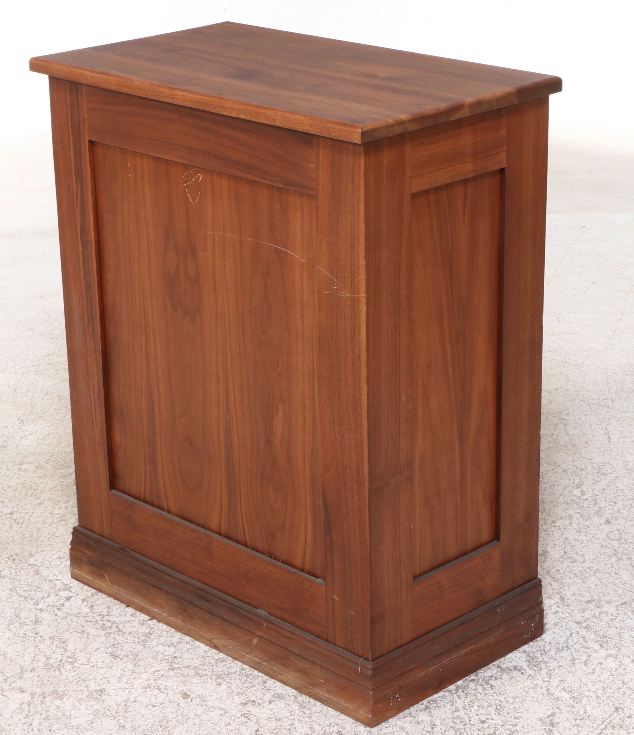 Traditional Style Wooden Stand
