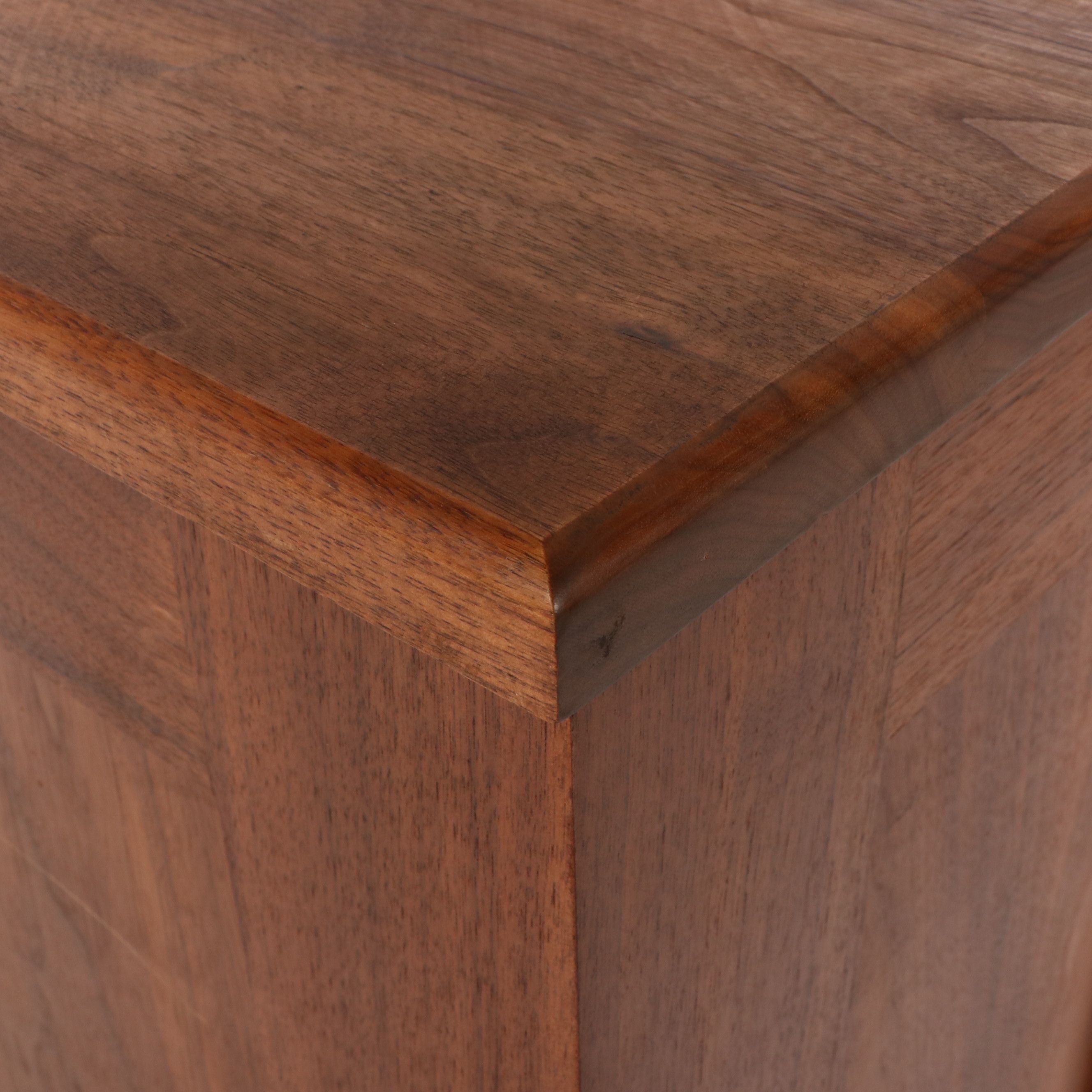 Traditional Style Wooden Stand