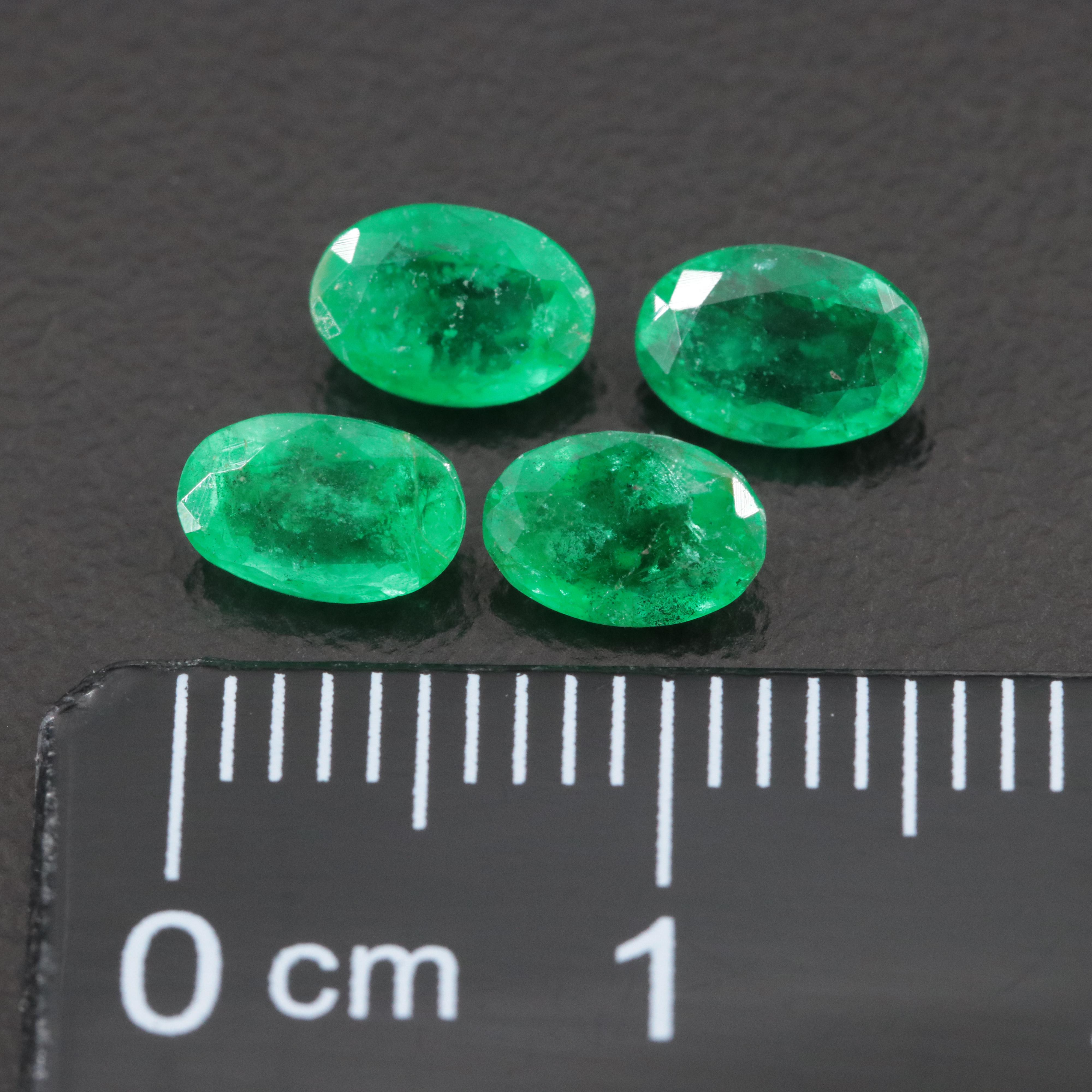 Loose 1.81 CTW Emerald Lot