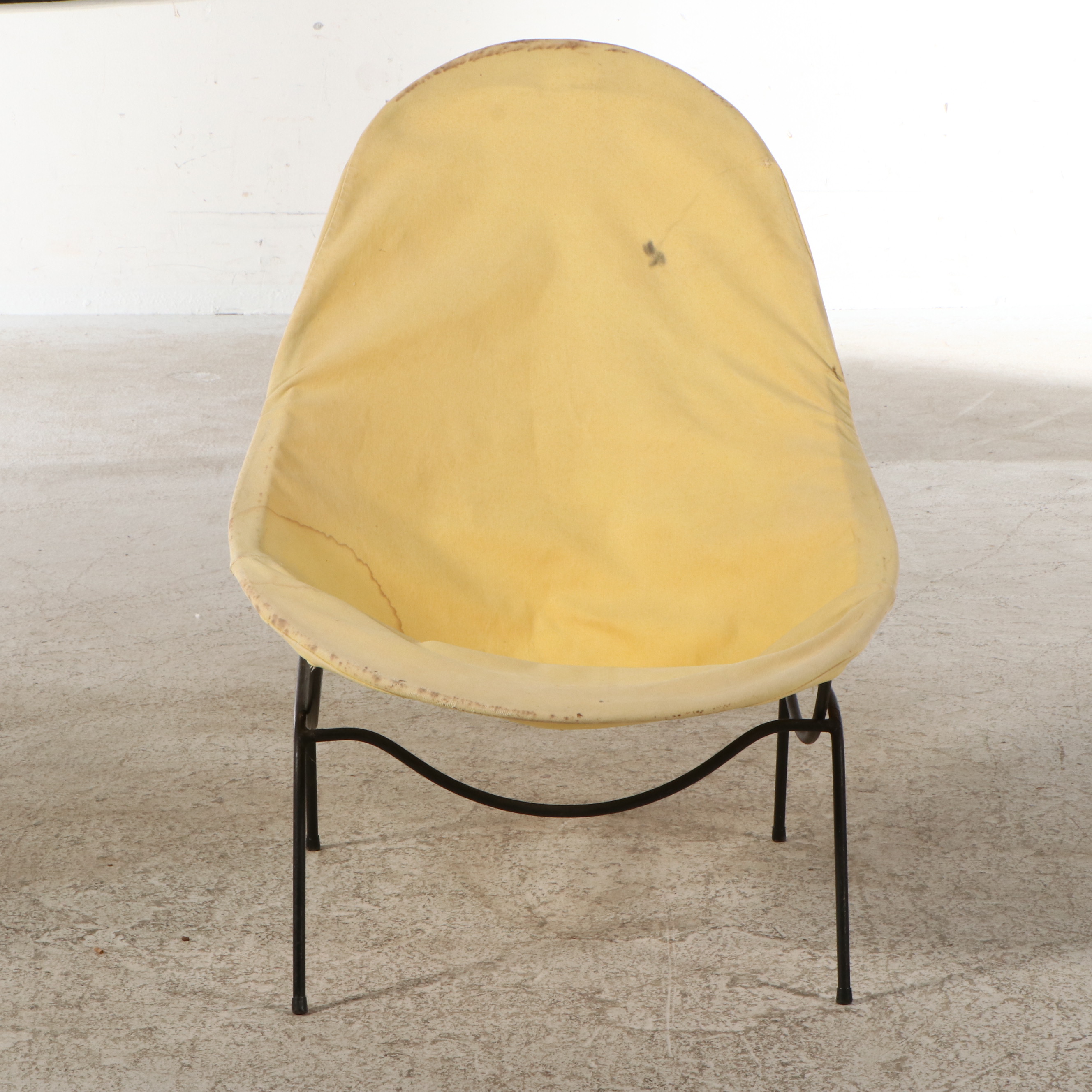 Mid Century Modern Iron Frame and Canvas Sling Chair