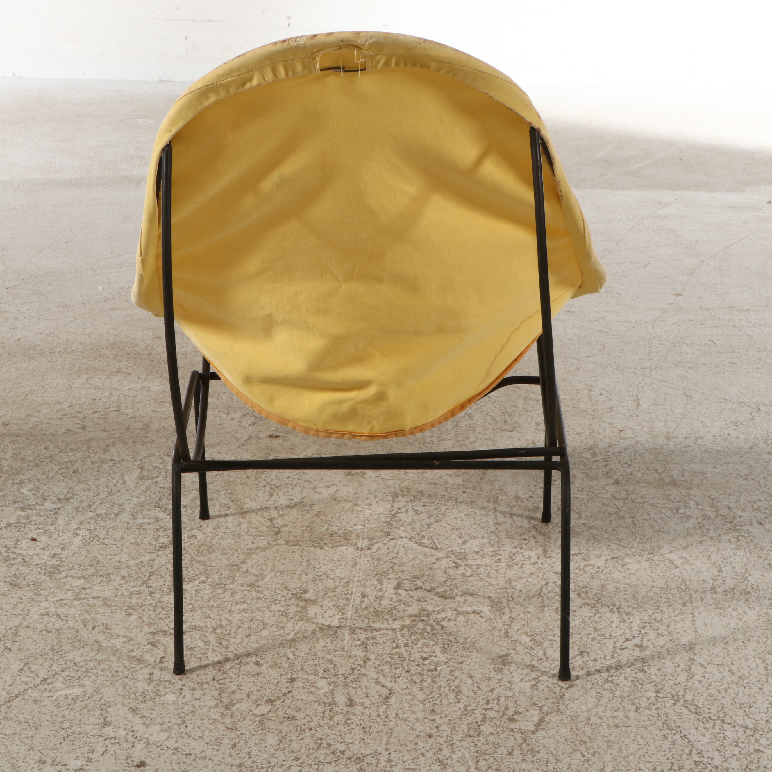 Mid Century Modern Iron Frame and Canvas Sling Chair