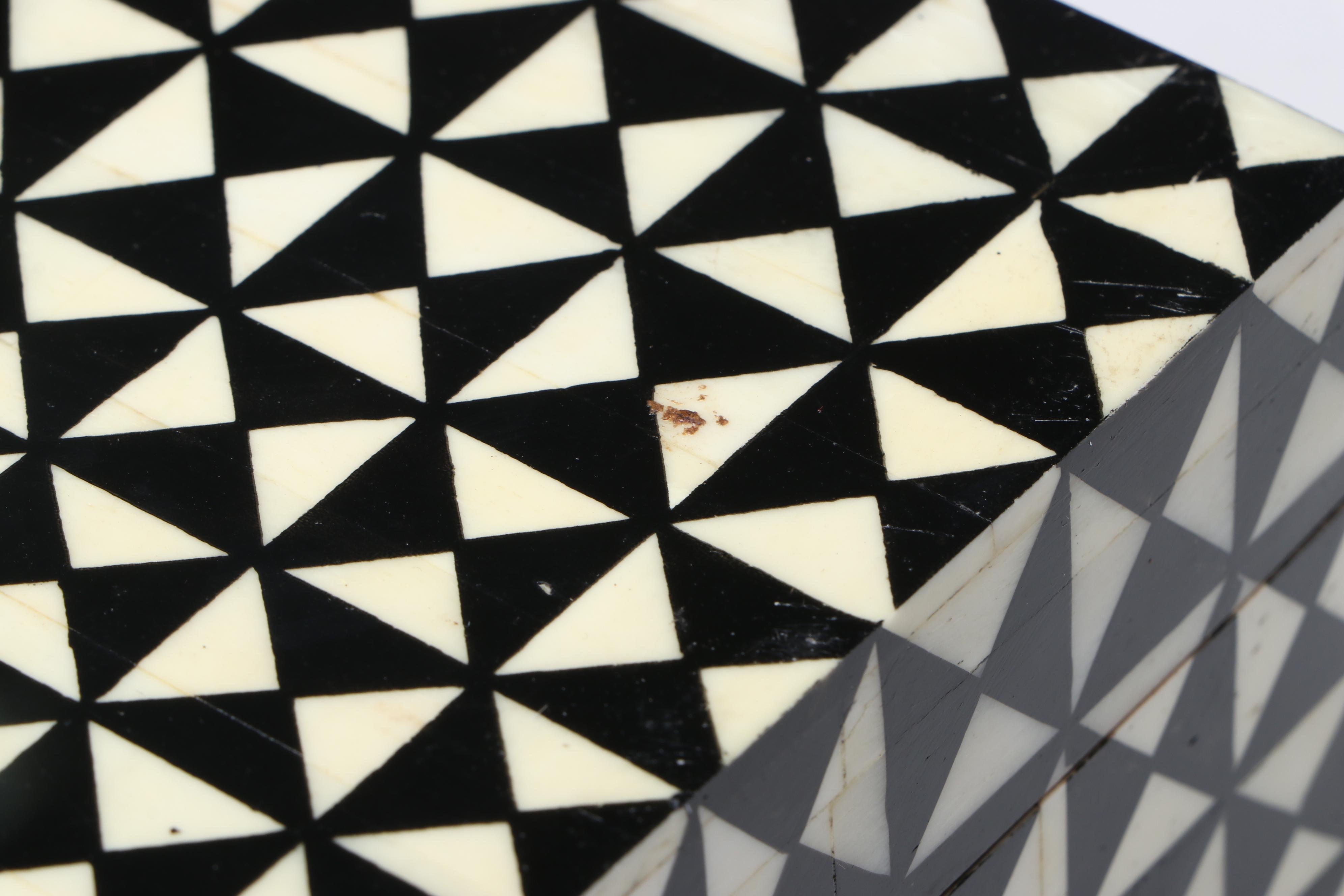 White and Black Bone Inlay Wooden Box