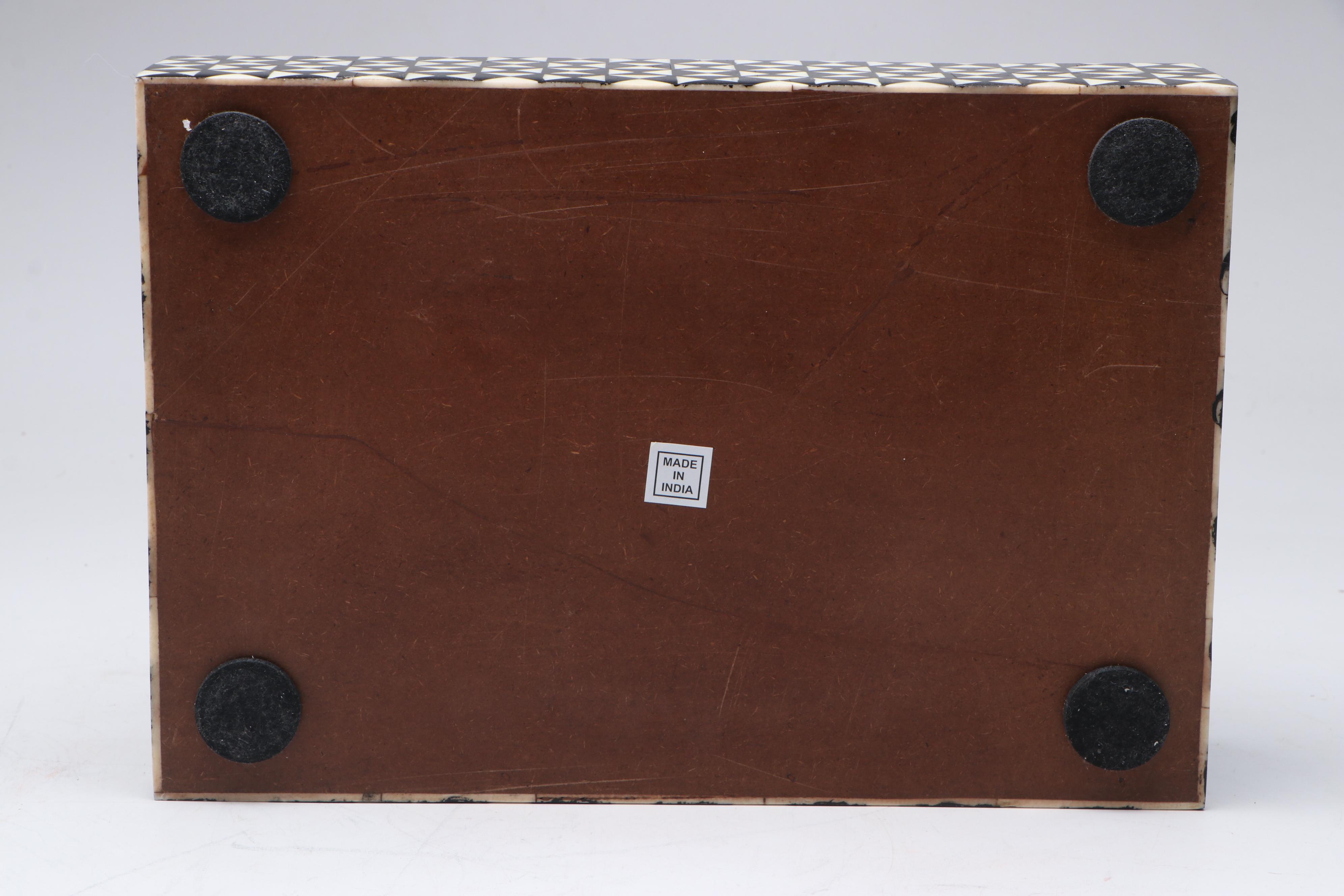 White and Black Bone Inlay Wooden Box
