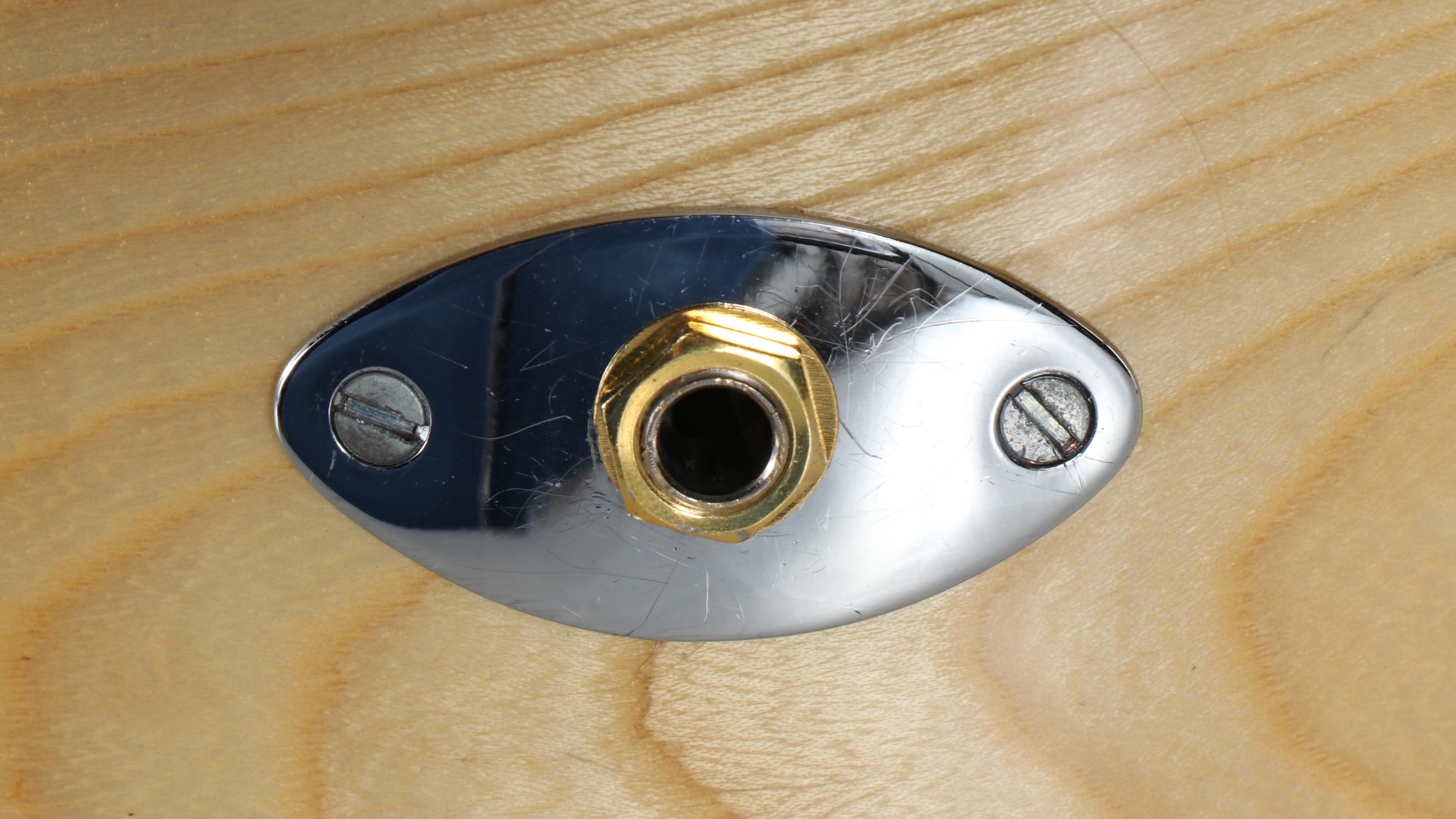 Hohner Single Cutaway Spruce Top Electric Acoustic Guitar