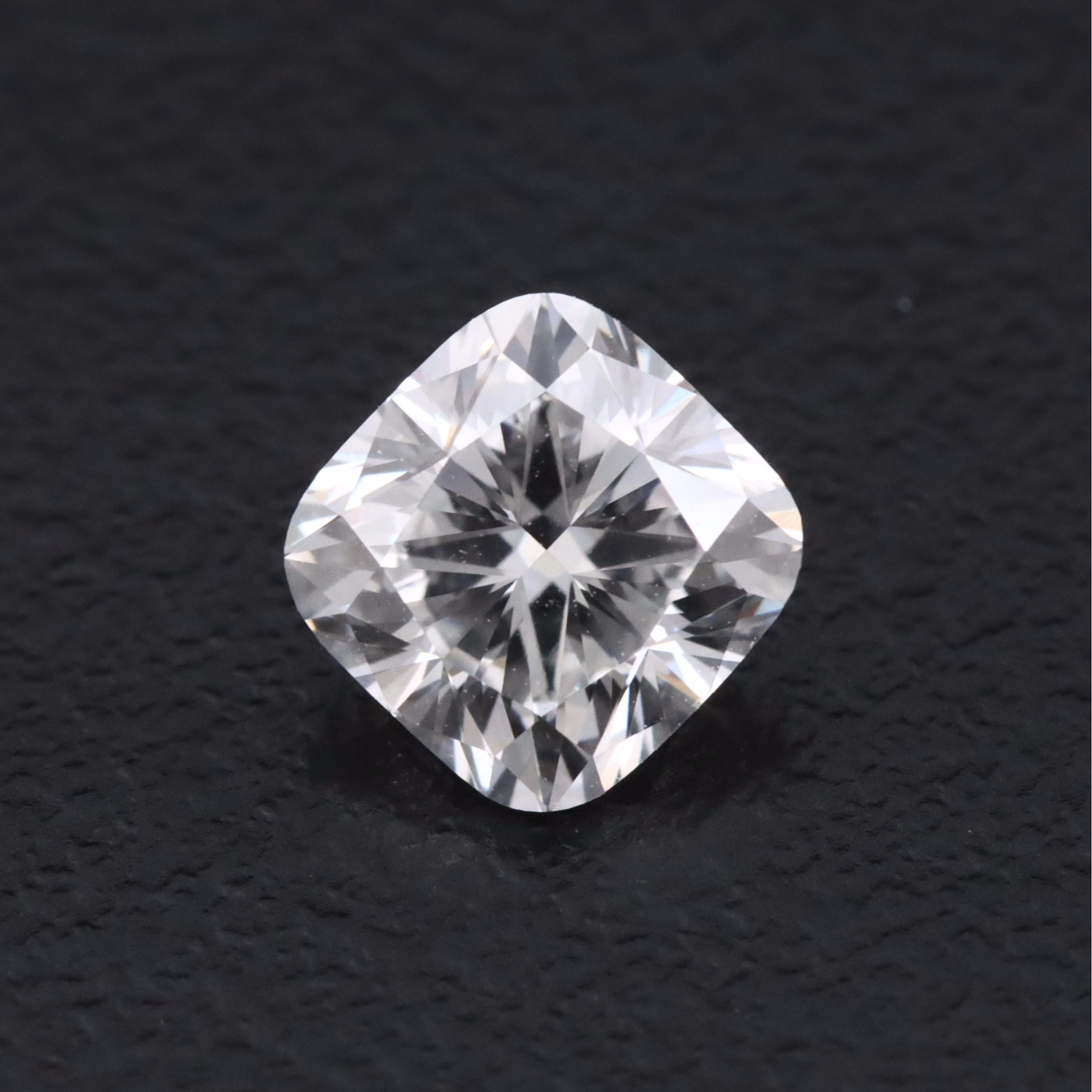 Loose 1.03 CT Lab Grown Diamond with IGI Report
