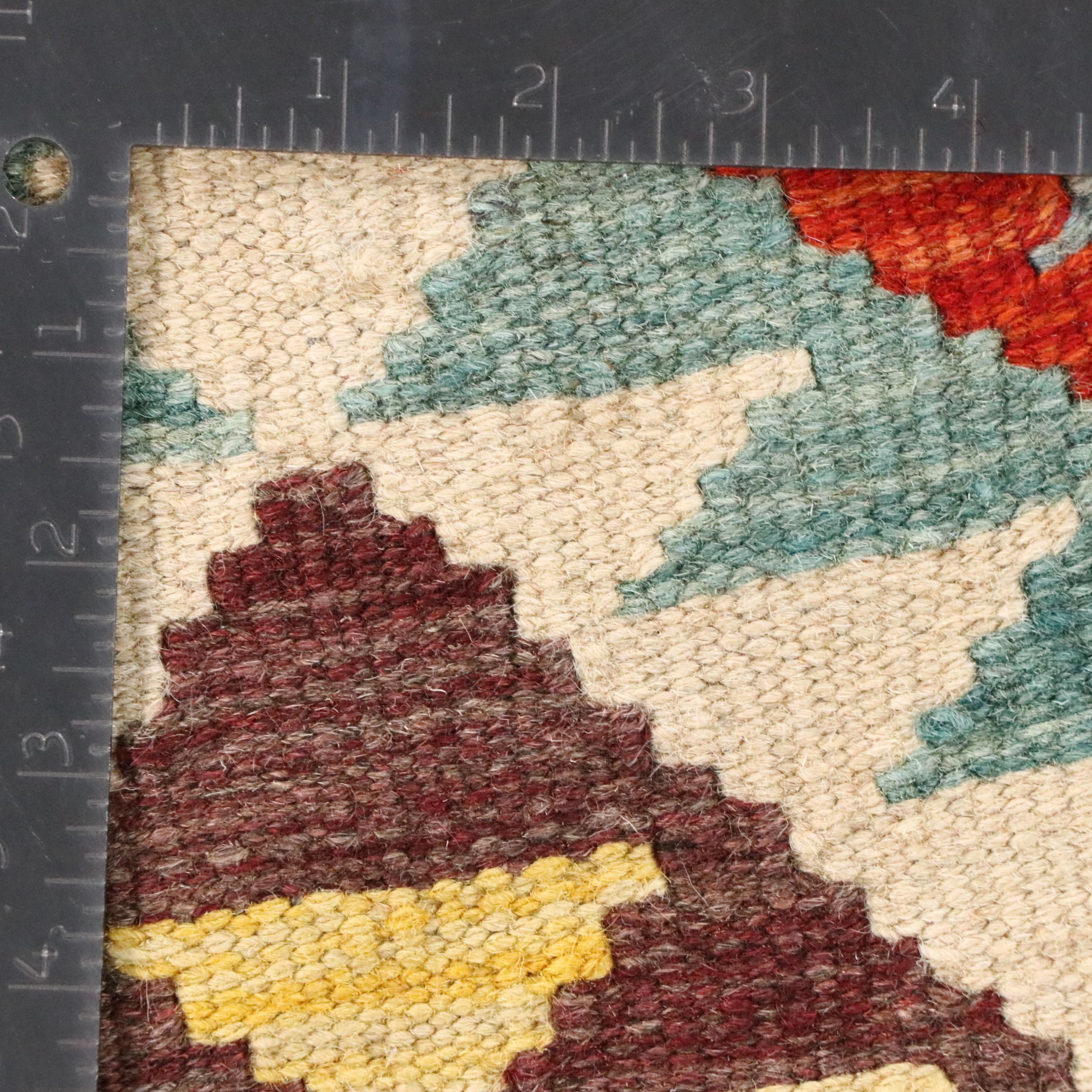 2'8 x 9'8 Handwoven Pakistani Kilim Carpet Runner