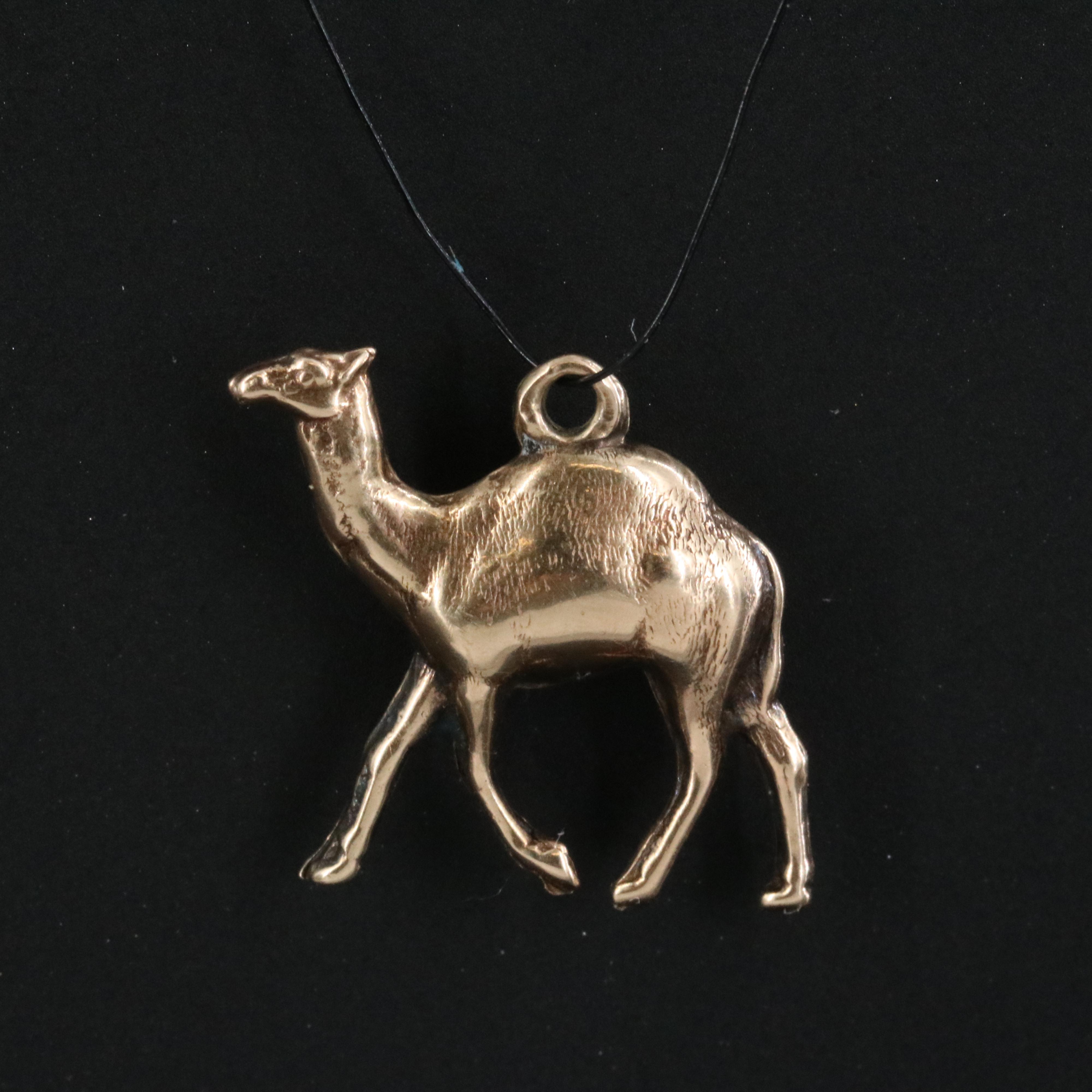10K Camel Charm Pendant