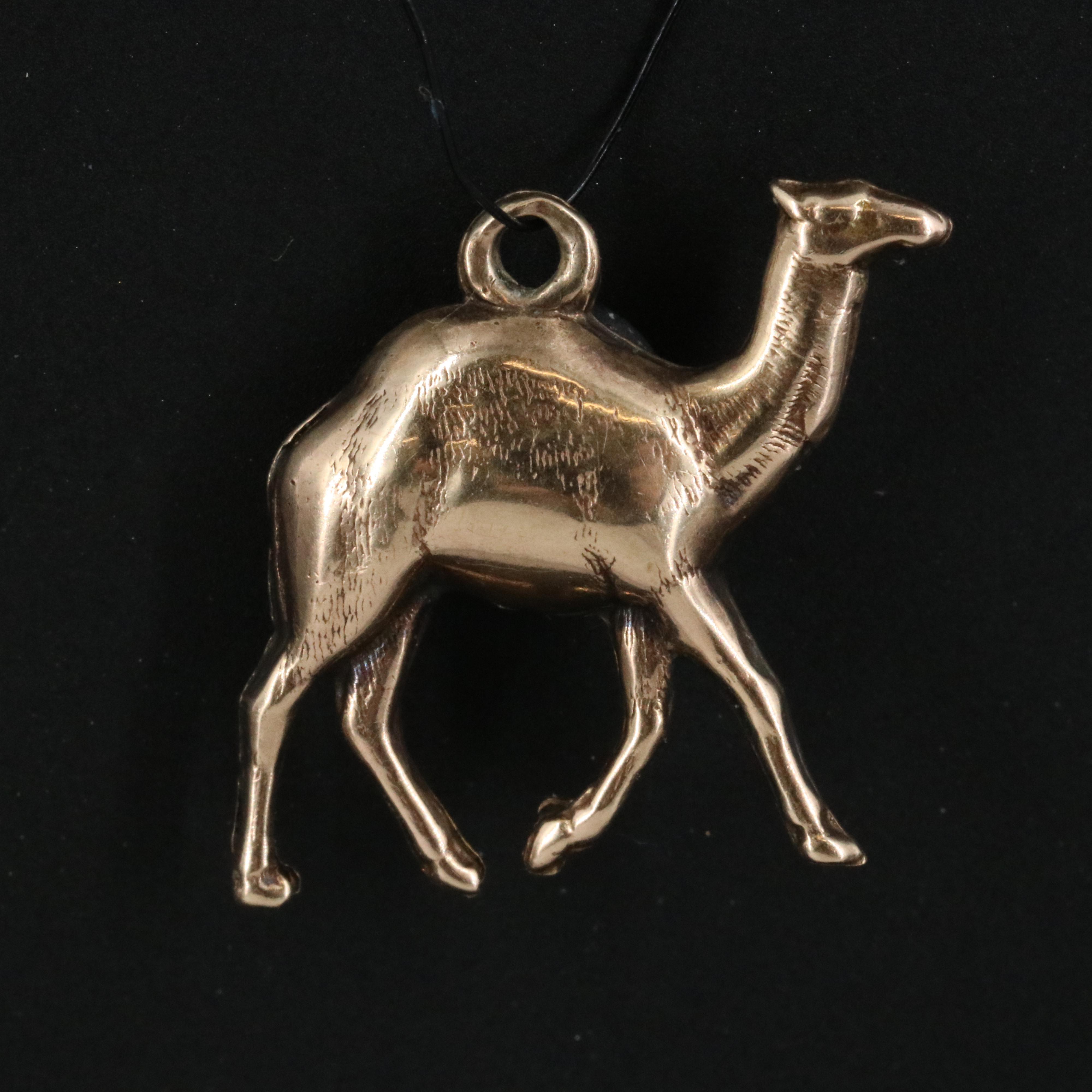 10K Camel Charm Pendant