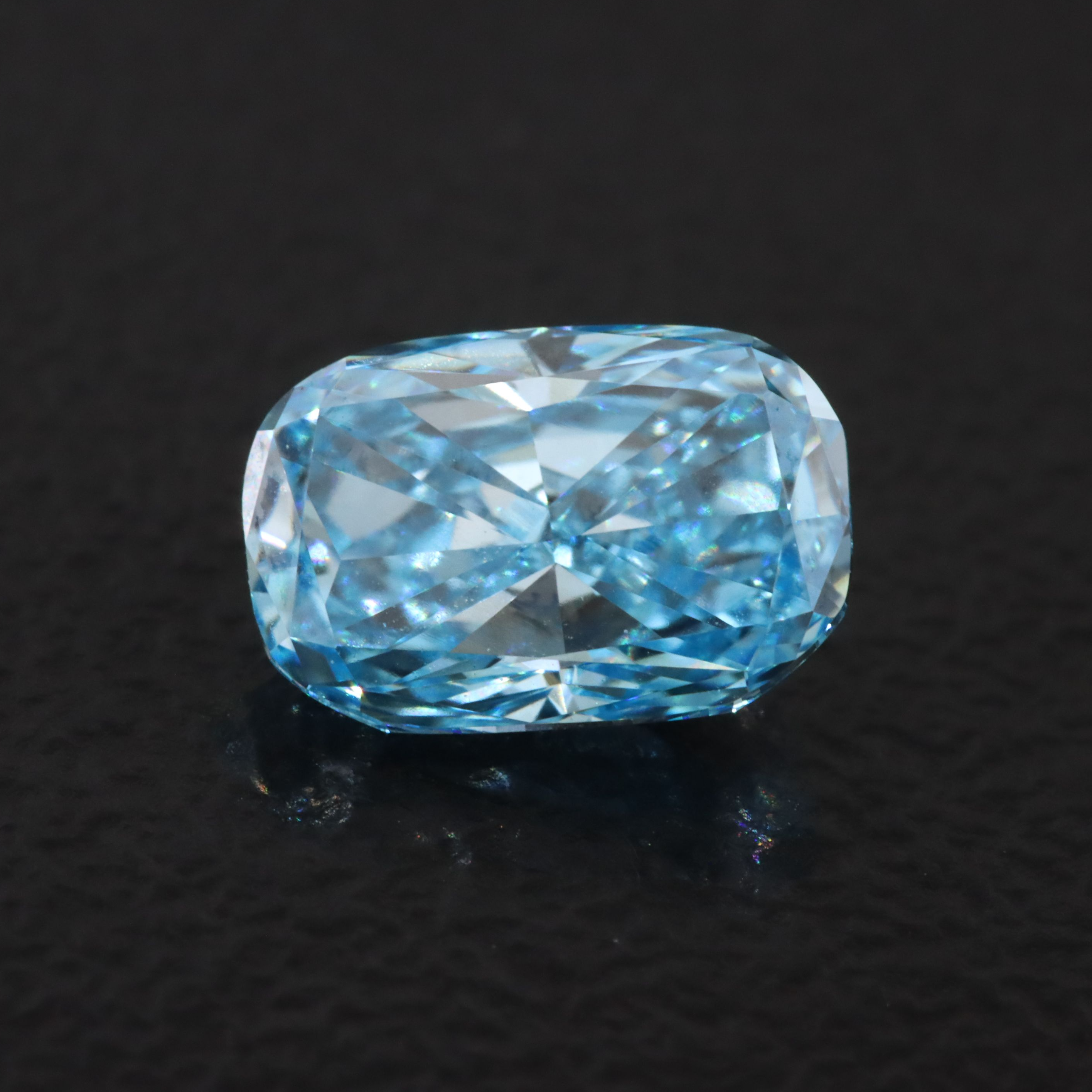 Loose 1.03 CT Lab Grown Fancy Blue Diamond with IGI Report